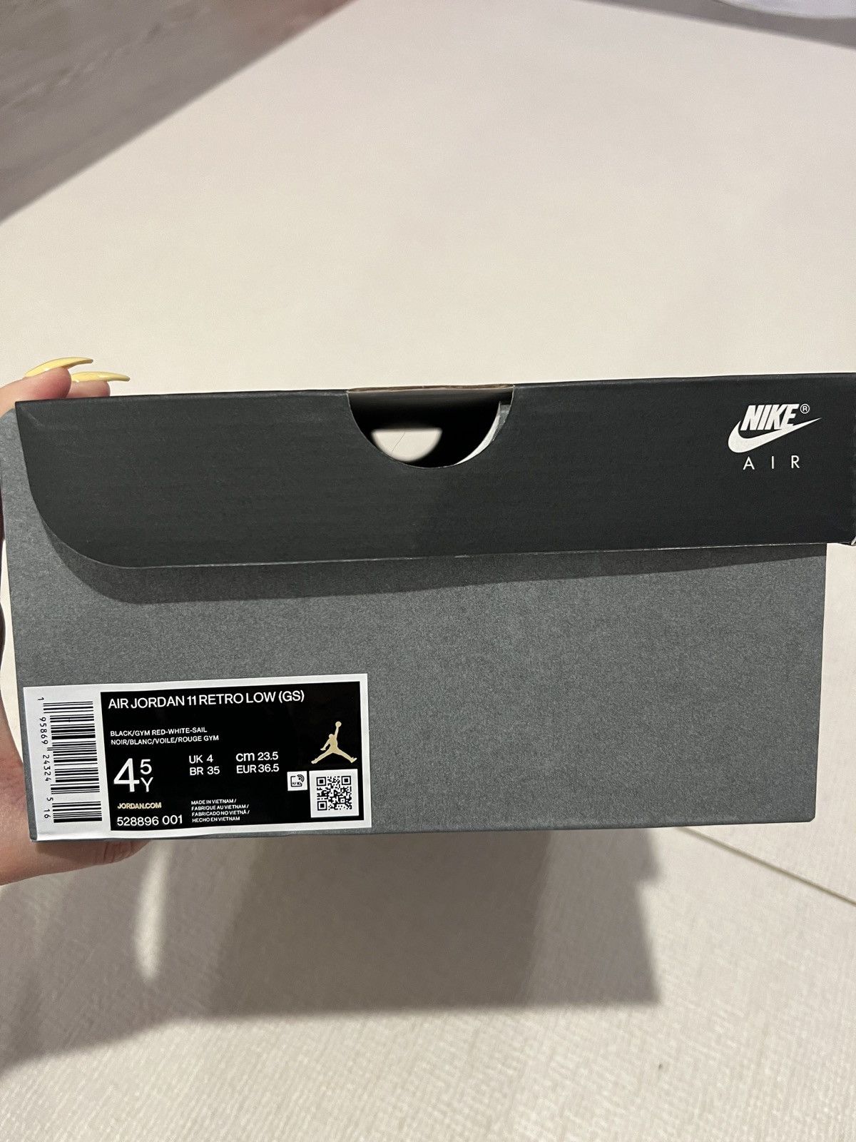 Jordan Brand × Nike Jordan 11 Low retro 72-10 Size US 4.5 / IT 34.5 - 7 Thumbnail