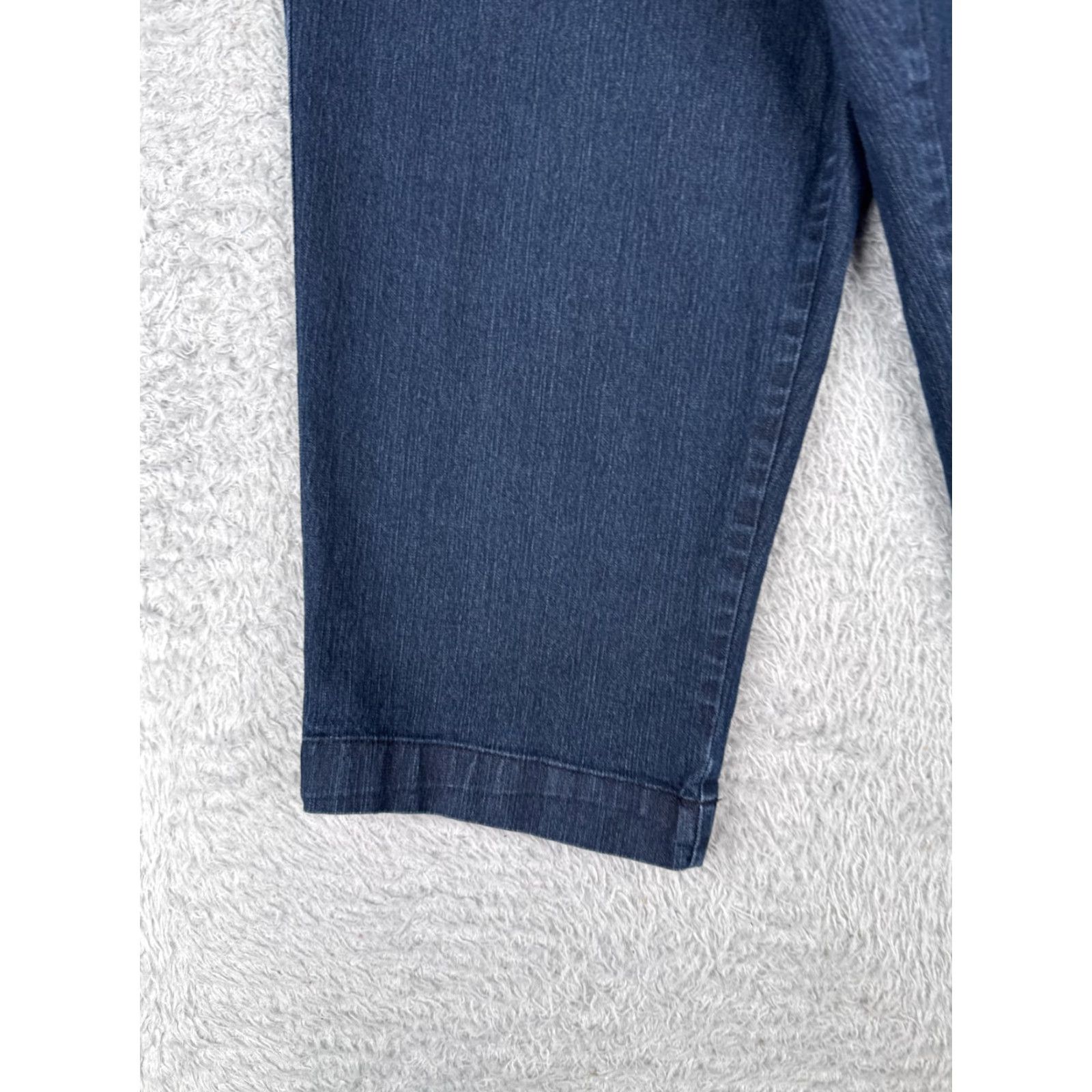 Vintage St Johns Bay Jeans Women 14 Blue Denim Capri Crop Mid Rise 34x18 Cotton Blend Size 36" / US 14 / IT 50 - 3 Thumbnail