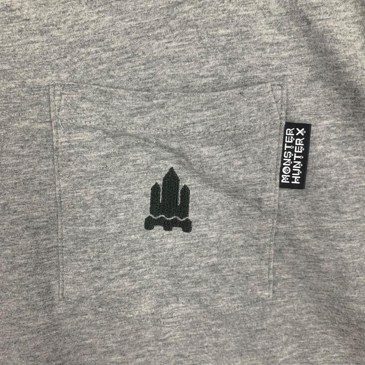 Uniqlo MONSTER HUNTER x UNIQLO Video Fantasy Game Tee Shirt Size US XL / EU 56 / 4 - 7 Thumbnail