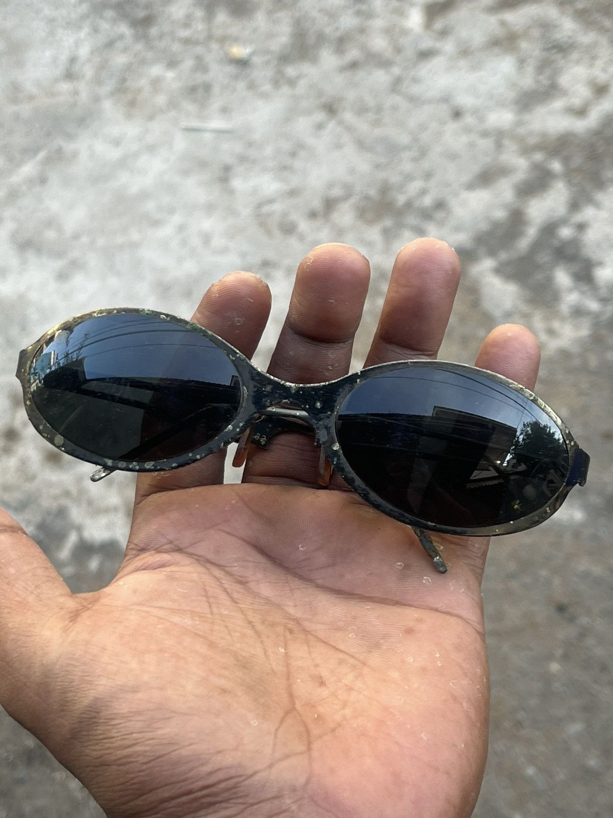 Japanese Brand Vintage 80s Avant-Garde Oval Sunglasses — Metal Frame. Size ONE SIZE - 2 Thumbnail