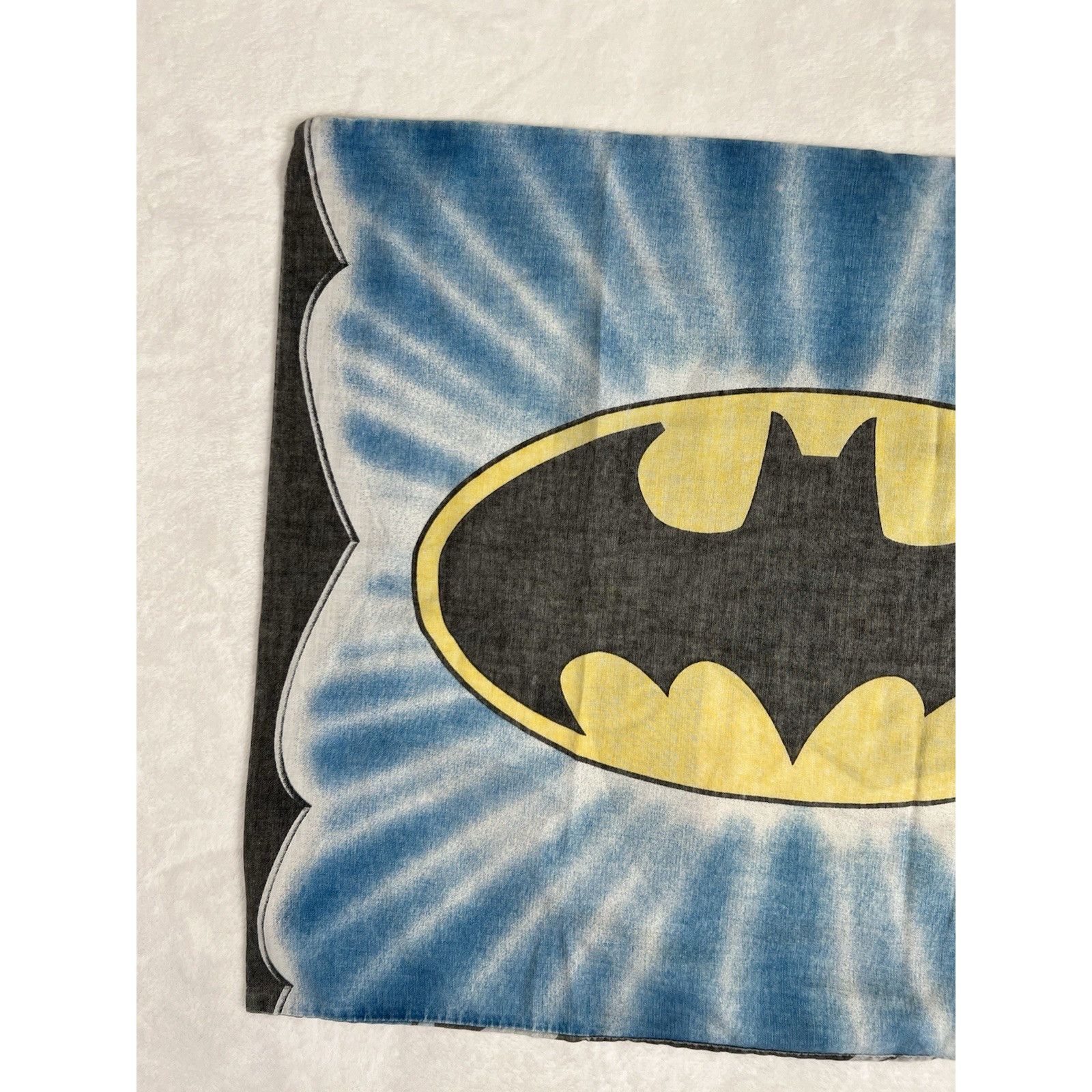 Vintage Vintage Batman Pillow Case 90s Cartoon Size ONE SIZE - 4 Thumbnail