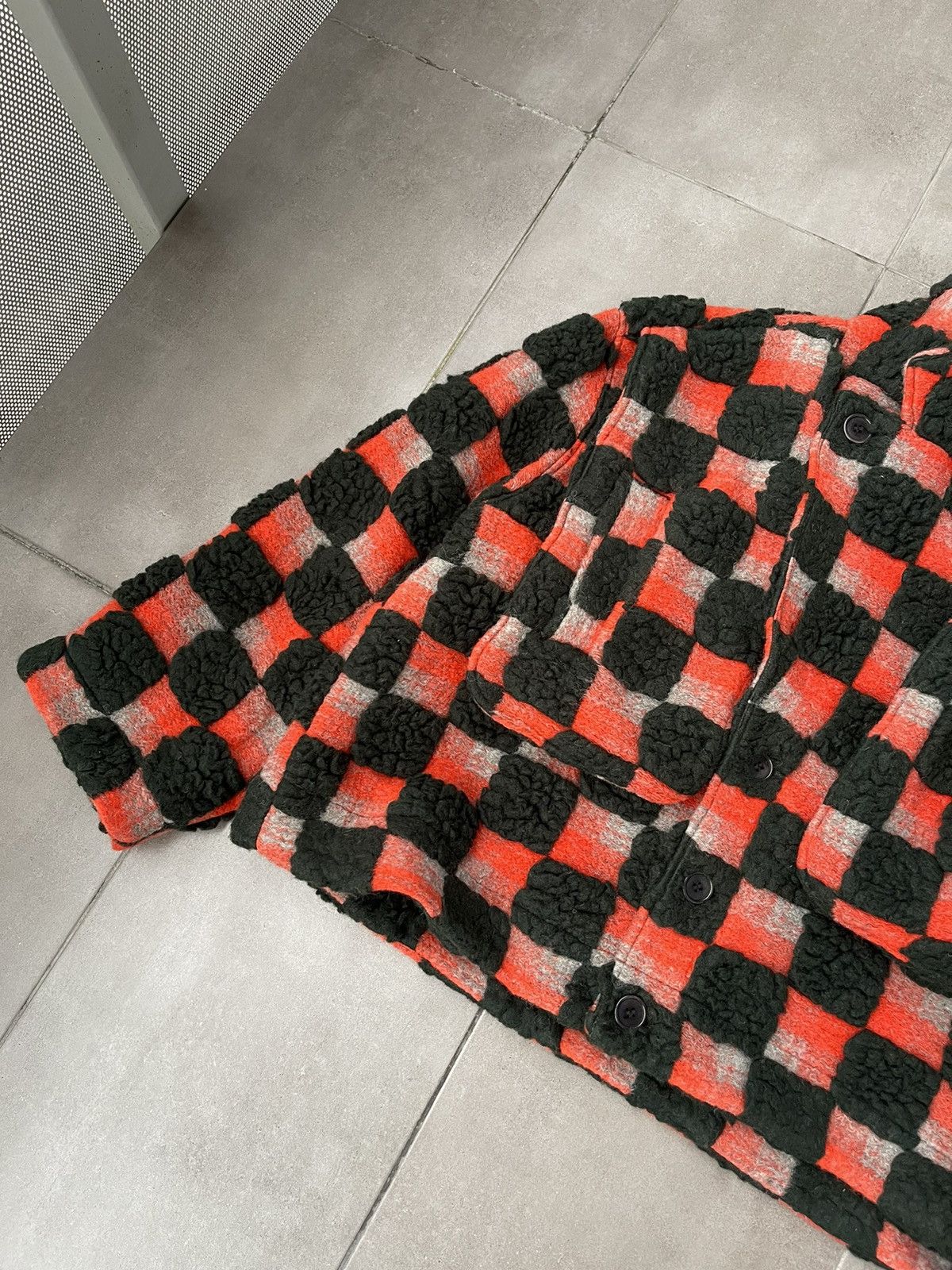 Henrik Vibskov !DS! AW23 Henrik Vibskov Big Bag Teddy Checks Jacket Size US L / EU 52-54 / 3 - 16 Thumbnail
