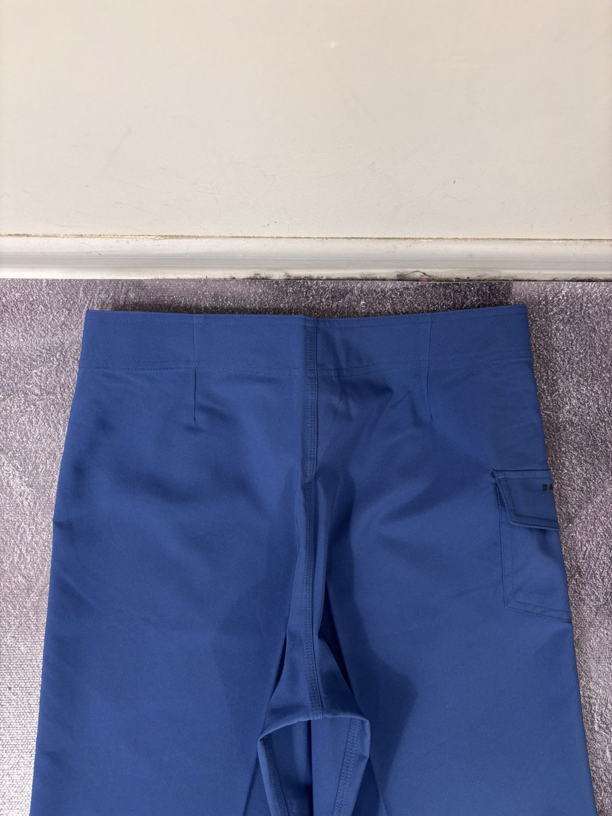 Oakley Oakley Kana 21 Boardshort NWT Men’s Dark Blue Swim Shorts Size US 30 / EU 46 - 22 Thumbnail