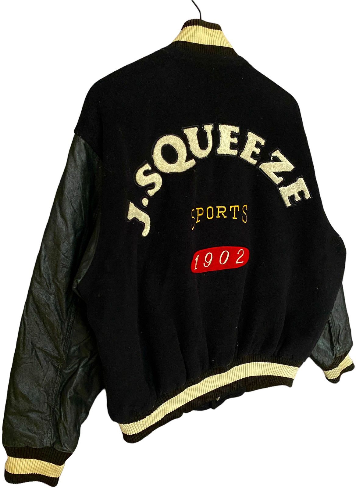 Japanese Brand × Vintage Vintage Japanese Brand J Squeeze Varsity Jacket 1990s Size US L / EU 52-54 / 3 - 7 Thumbnail
