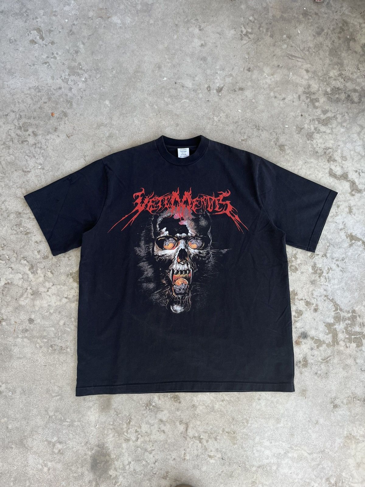 Vetements Vetements Hug Me T-Shirt | Grailed