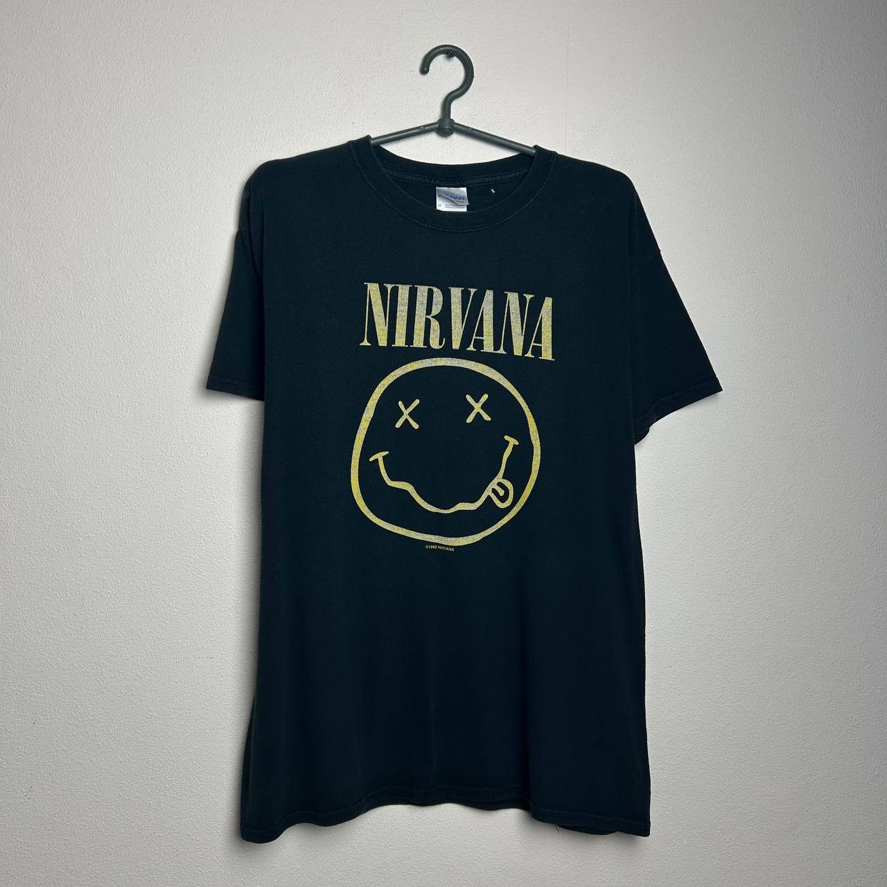 Band Tees Vintage Nirvana Big Smiley Logo Rock Band tee size M Size US M / EU 48-50 / 2 - 1 Thumbnail