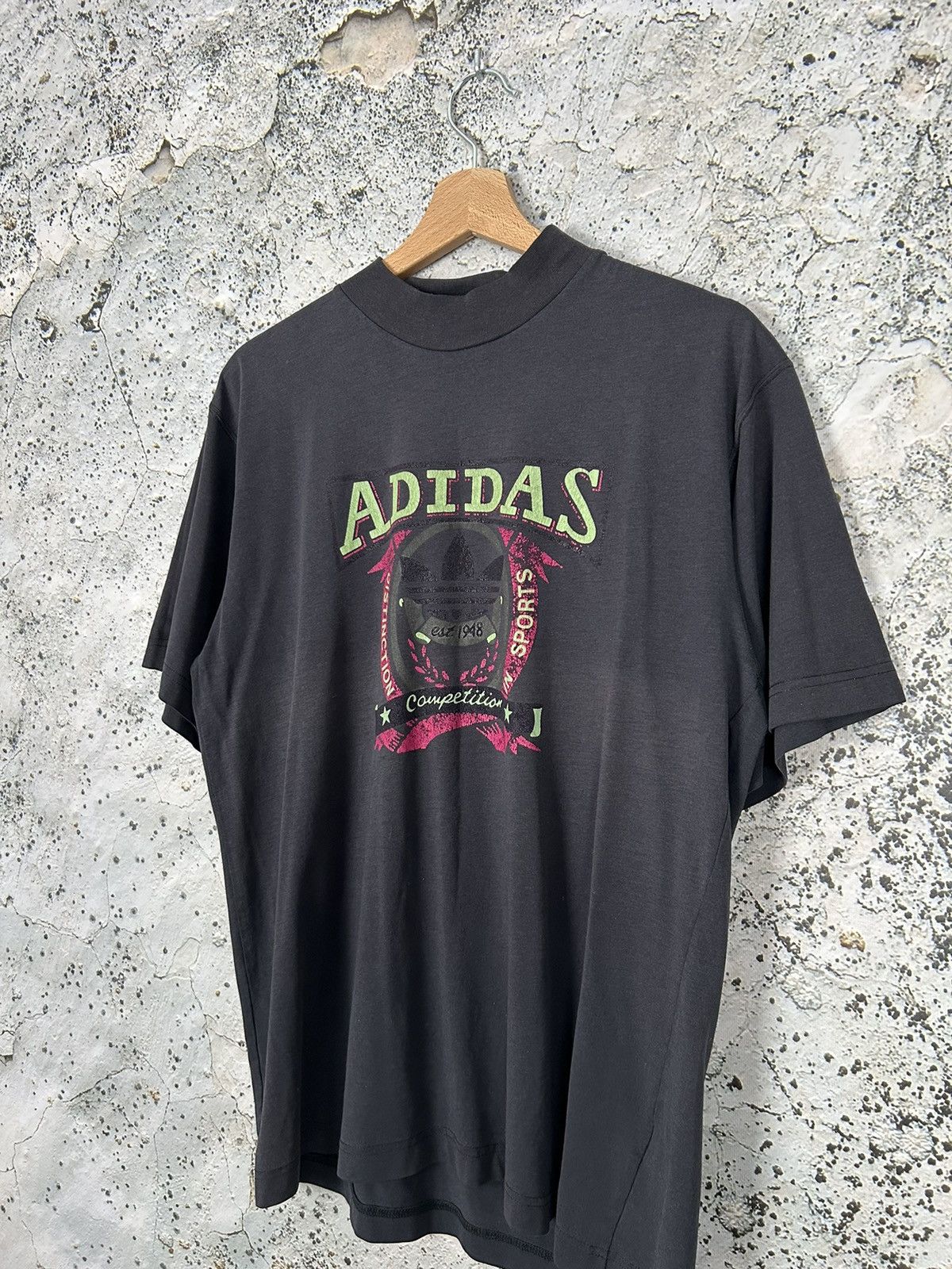 Adidas Vintage Adidas Streetwear 90s Graphic Tee Logo Sportswear Size US S / EU 44-46 / 1 - 2 Thumbnail