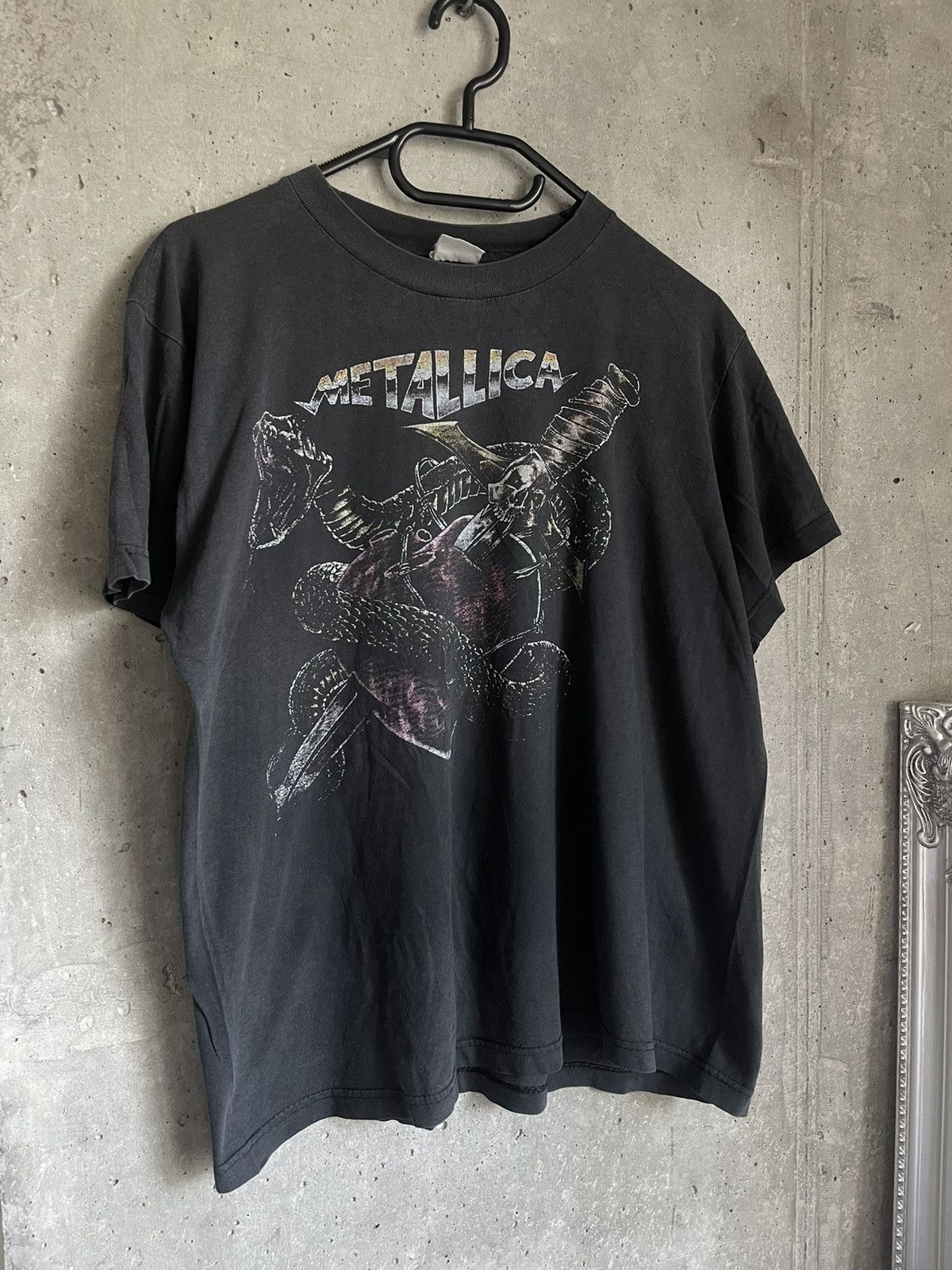 Band Tees Vintage 90-00s Rare Metallica Snake with knife World Tour Size US S / EU 44-46 / 1 - 3 Thumbnail