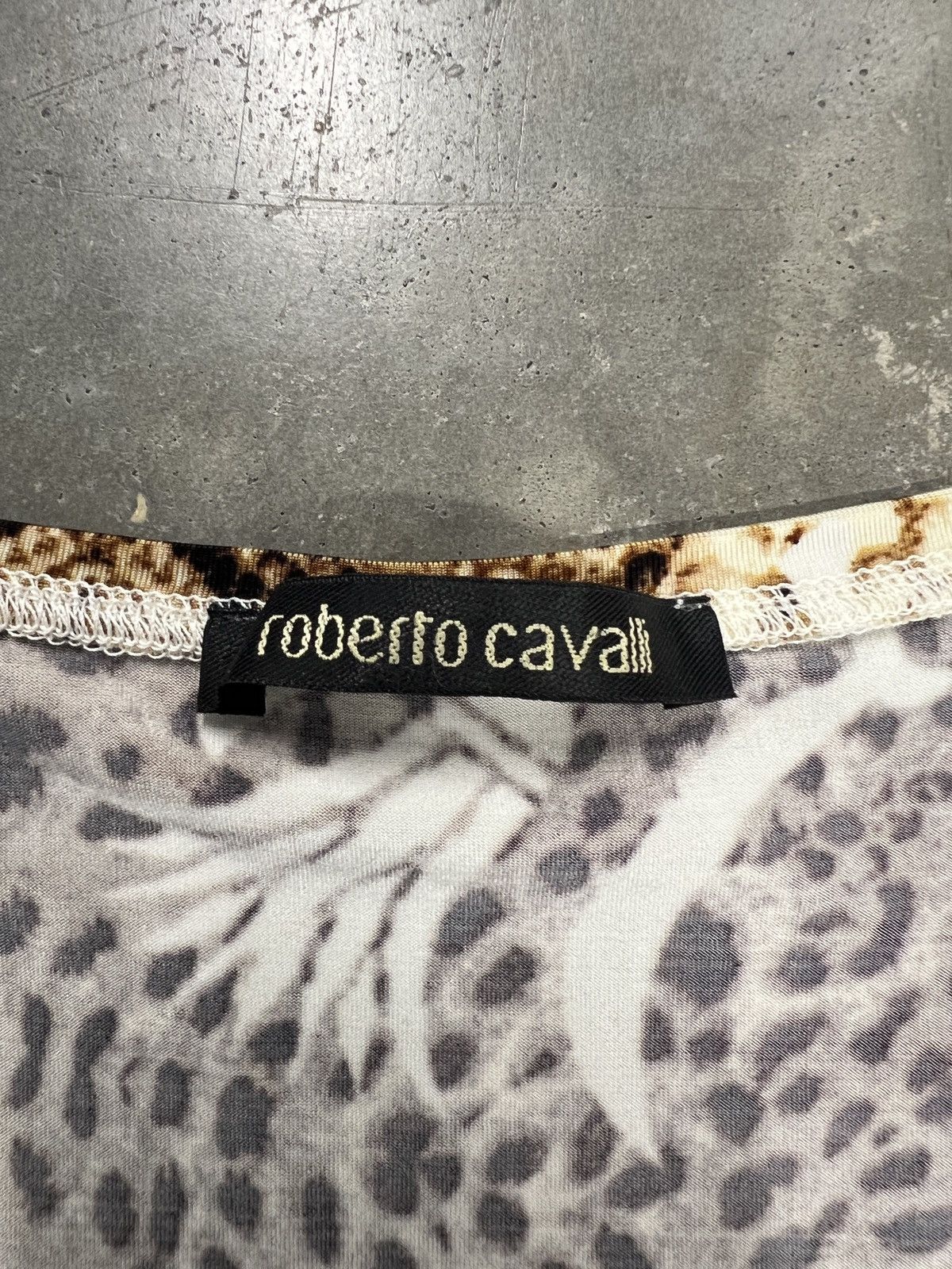 Roberto Cavalli 2006 Vintage Roberto Cavalli Leopard Snakeskin T-Shirt Size M / US 6-8 / IT 42-44 - 5 Thumbnail