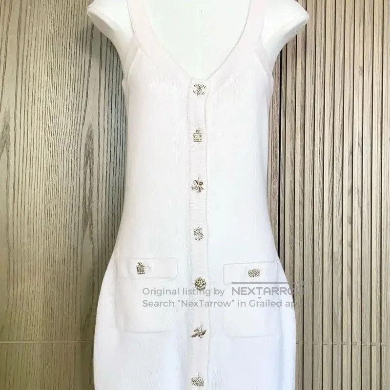 Chanel Chanel Sleeveless White Cardigan Dress for Women . Size S / US 4 / IT 40 - 4 Thumbnail