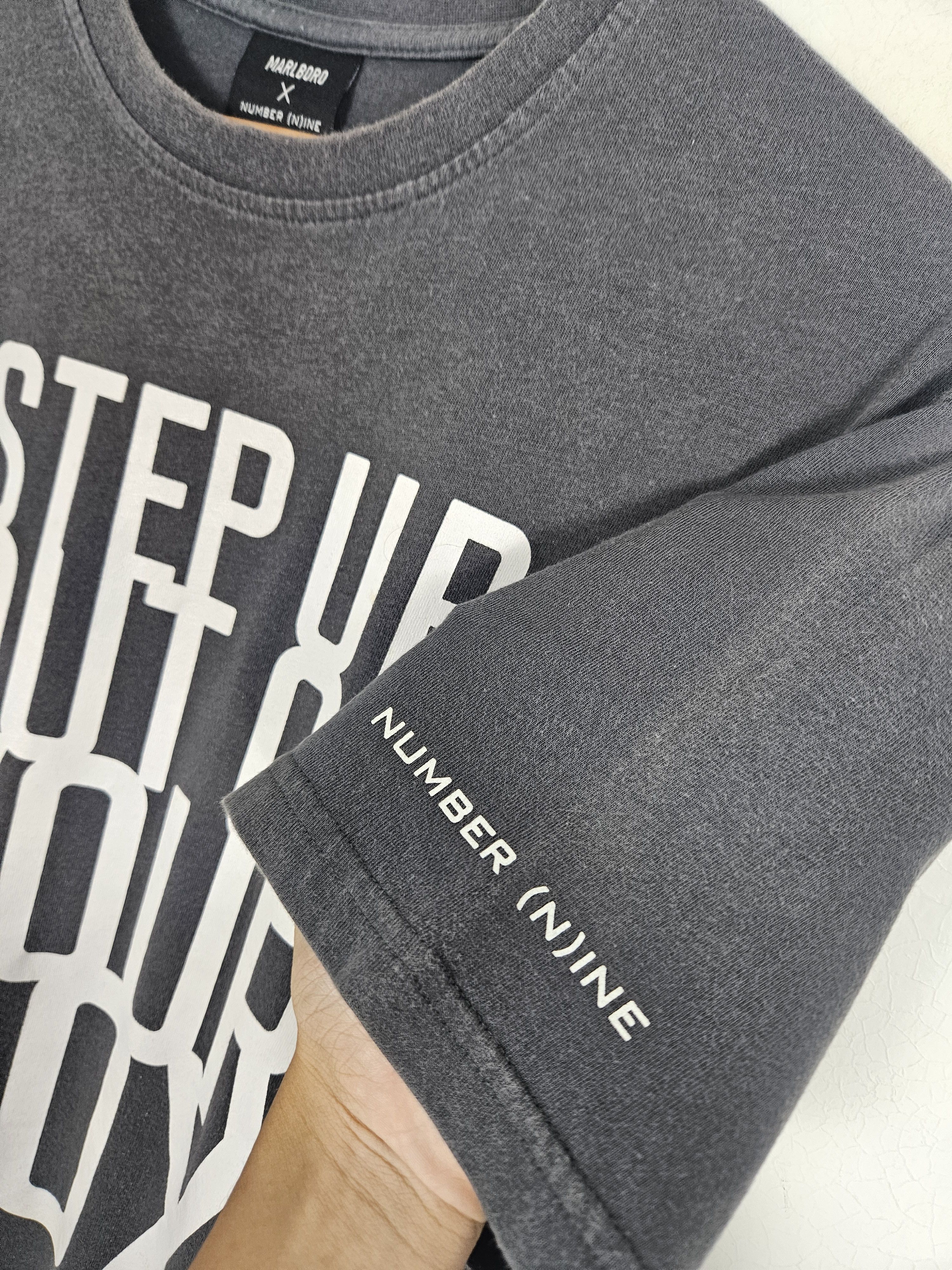 Marlboro × Number (N)ine Marlboro x Number Nine Step Up Out Of Your Box Size US L / EU 52-54 / 3 - 3 Thumbnail