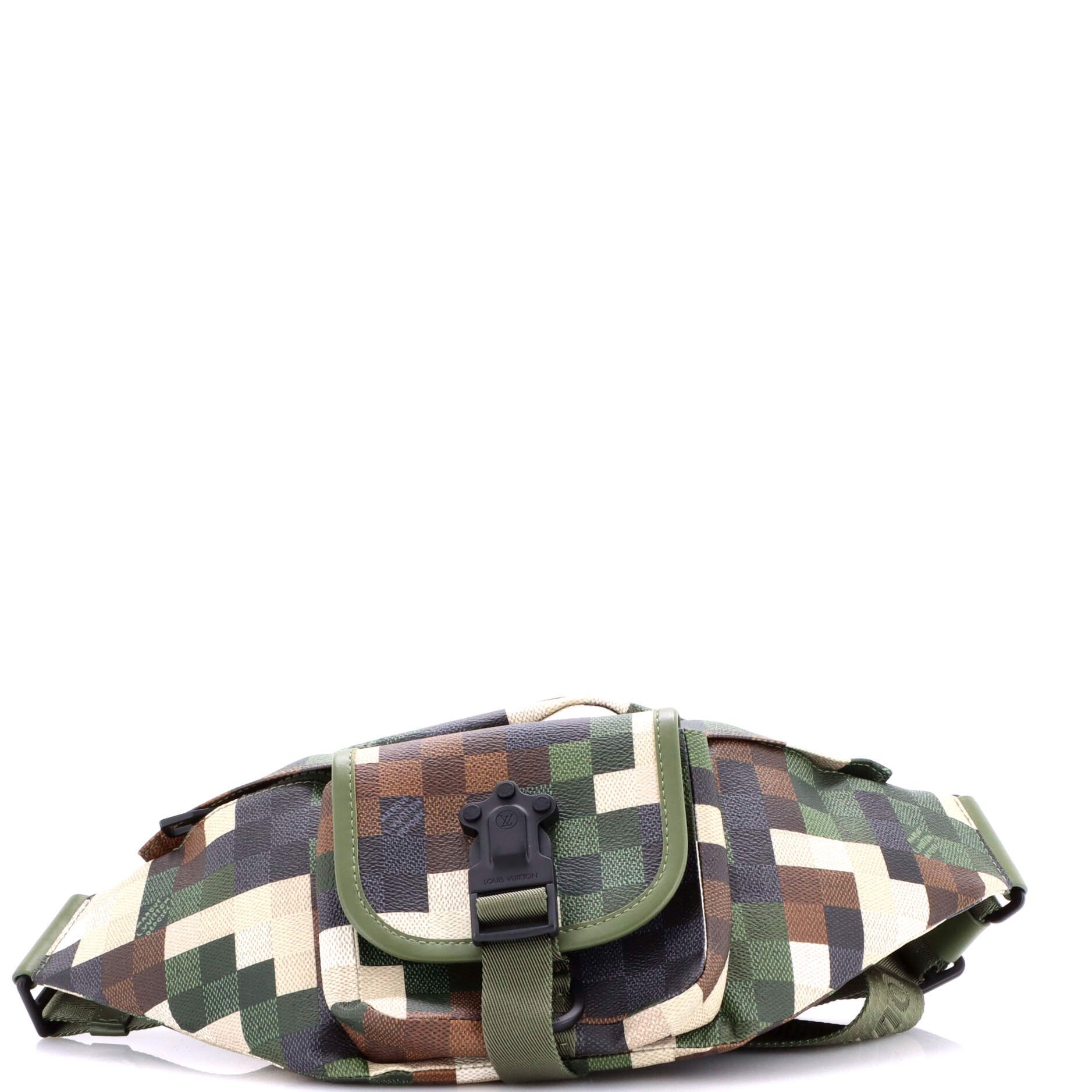 Louis Vuitton Motion Bumbag Size ONE SIZE - 1 Thumbnail