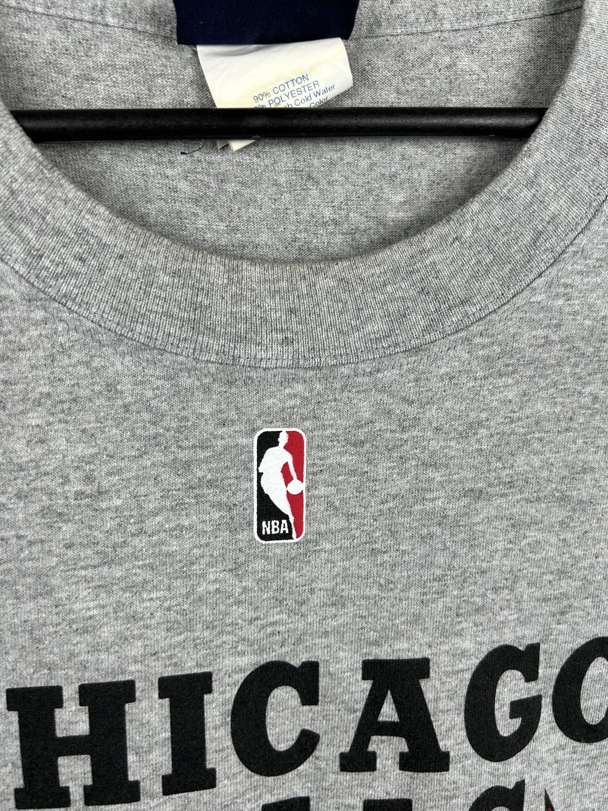 NBA Mens Vintage Chicago Bulls NBA T Shirt tee basketball USA Size US XL / EU 56 / 4 - 7 Thumbnail