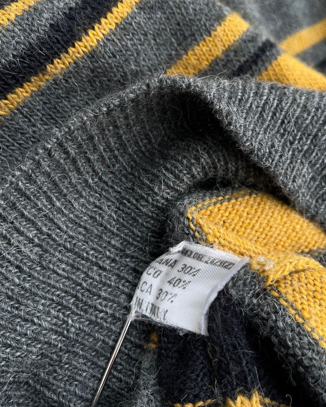 Giorgio Armani 🔥80’s GIORGIO ARMANI Golden Eagle Wool Alpaca Jumper Size US M / EU 48-50 / 2 - 6 Thumbnail