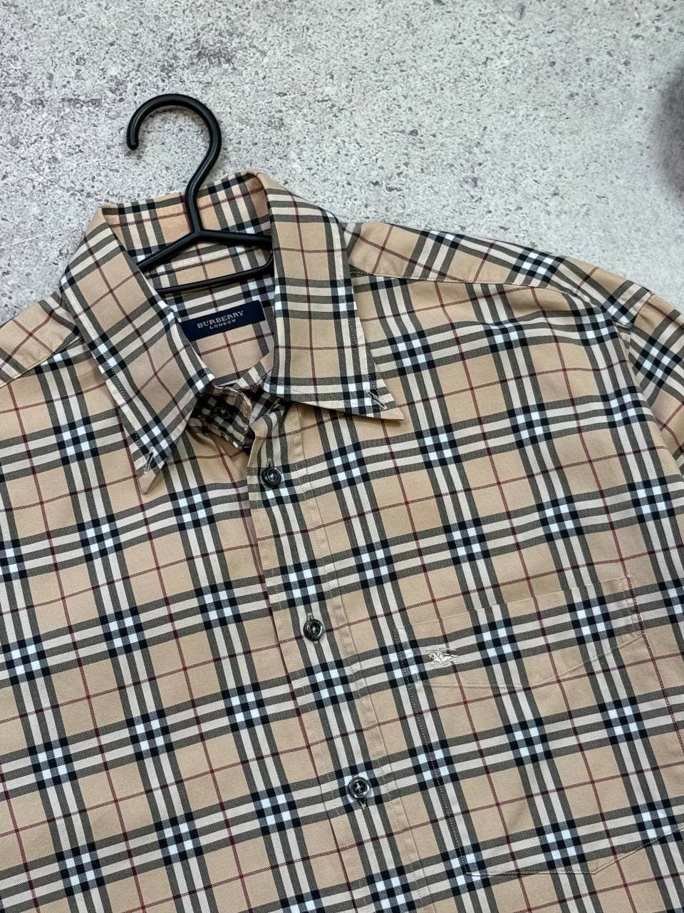 Burberry Burberry Shirt Beige Size US M / EU 48-50 / 2 - 3 Thumbnail