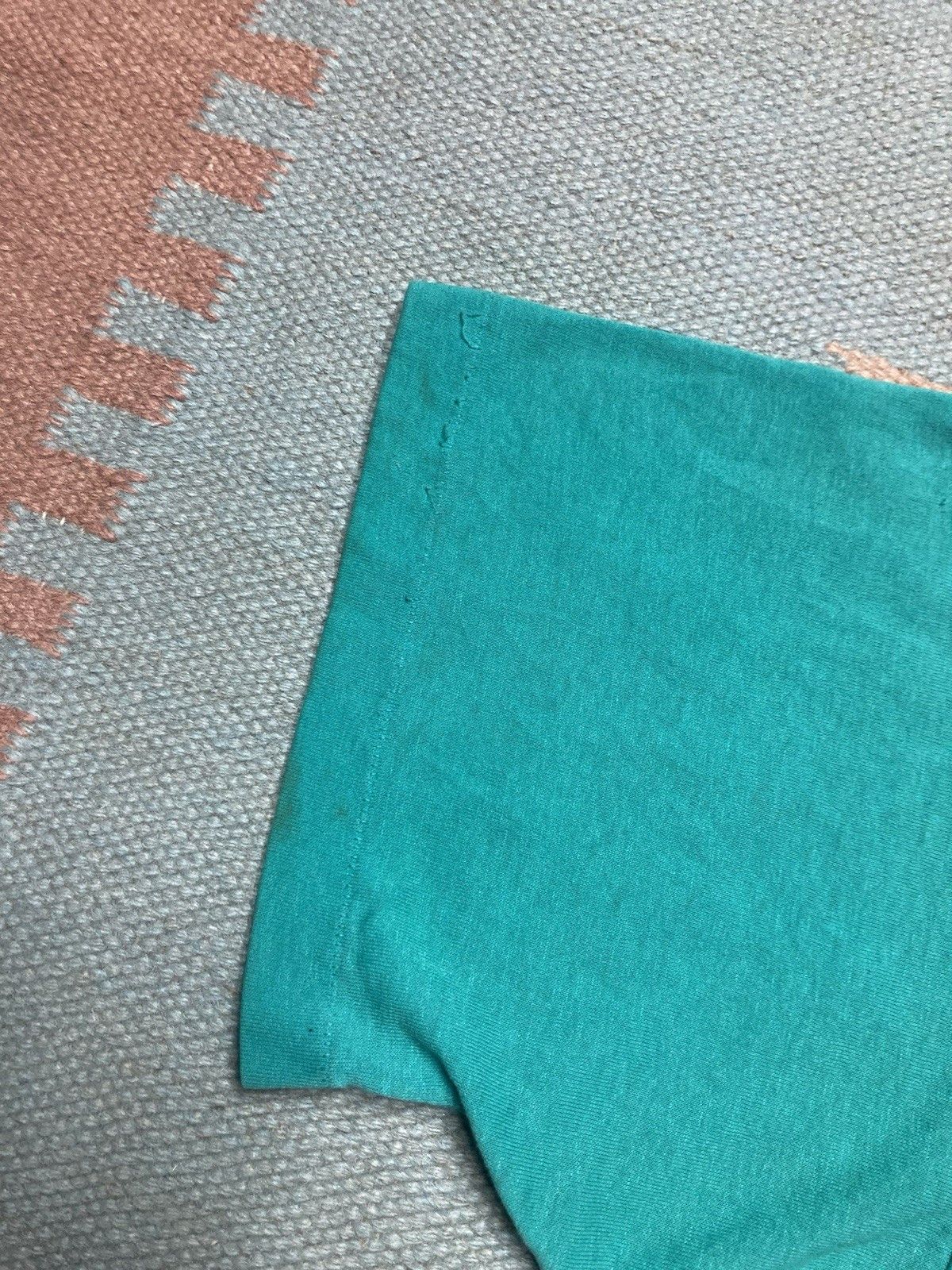 Vintage Vintage 70s pocket t shirt blank teal turquoise grunge XL Size US XL / EU 56 / 4 - 10 Thumbnail