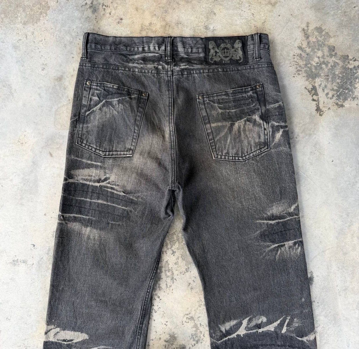 LOWBOX Archival LOWBOX Distressed Mud-Wash Denim Faded Black Grunge Size US 32 / EU 48 - 15 Thumbnail