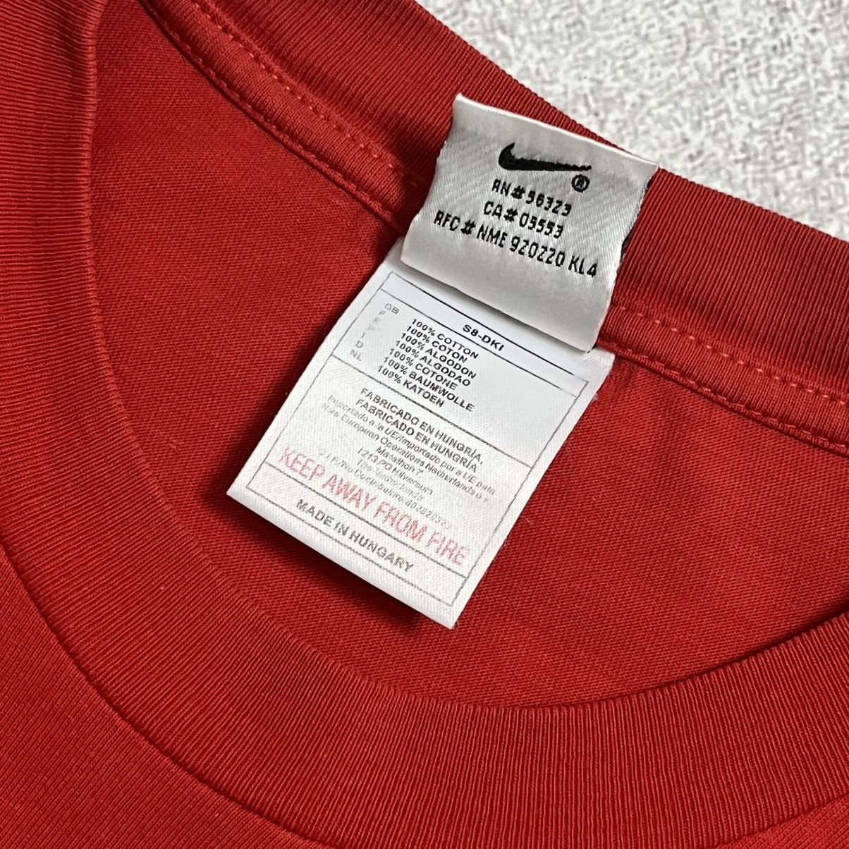 Nike Vintage Nike T-Shirt Size US L / EU 52-54 / 3 - 6 Thumbnail