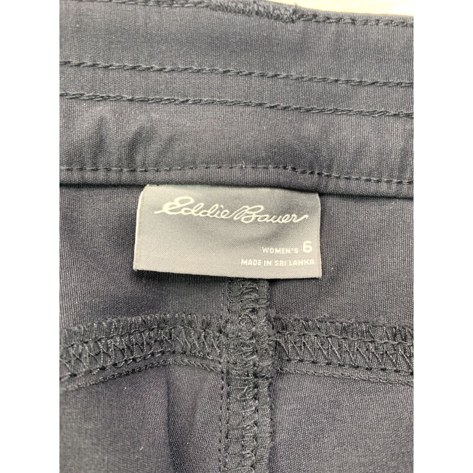 Eddie Bauer VINTAGE Eddie Bauer Rainier Capri Mid Rise UPF 50 Water Resistance Stretch Womens 6 NWT Size ONE SIZE - 6 Thumbnail