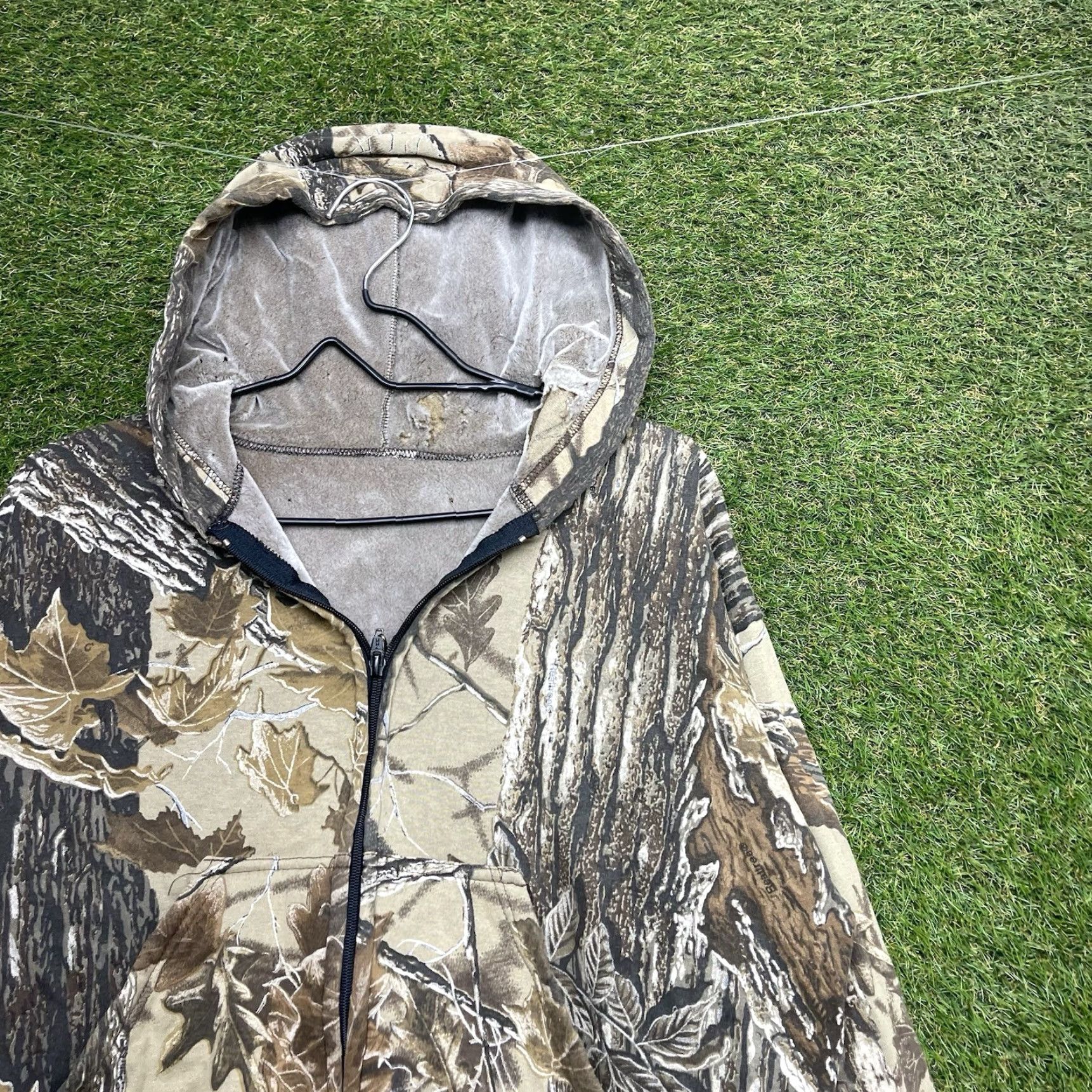 Realtree VINTAGE Realtree Hoodie Men M Brown Camouflage 90s Velour Lined Pullover Zip Crew Neck Mens Hoodie Size US M / EU 48-50 / 2 - 3 Thumbnail