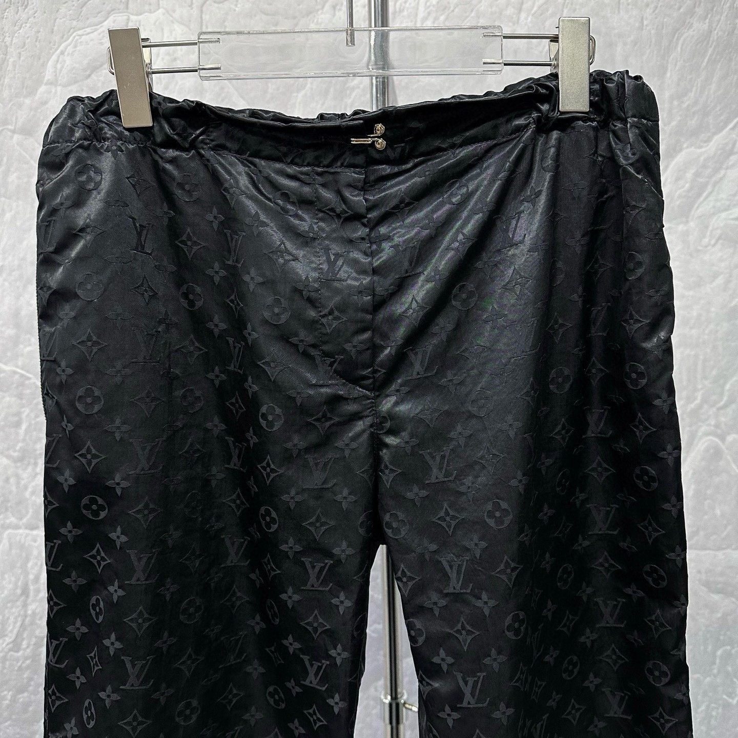 Louis Vuitton Louis Vuitton SS24 Monogram Jacquard Zip Pants Size US 36 / EU 52 - 2 Thumbnail