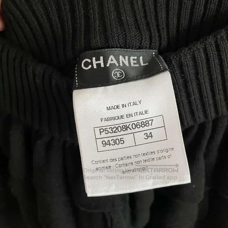 Chanel Chanel Black Wool Ruffled Skirt in XS Size . Size 22" - 4 Thumbnail