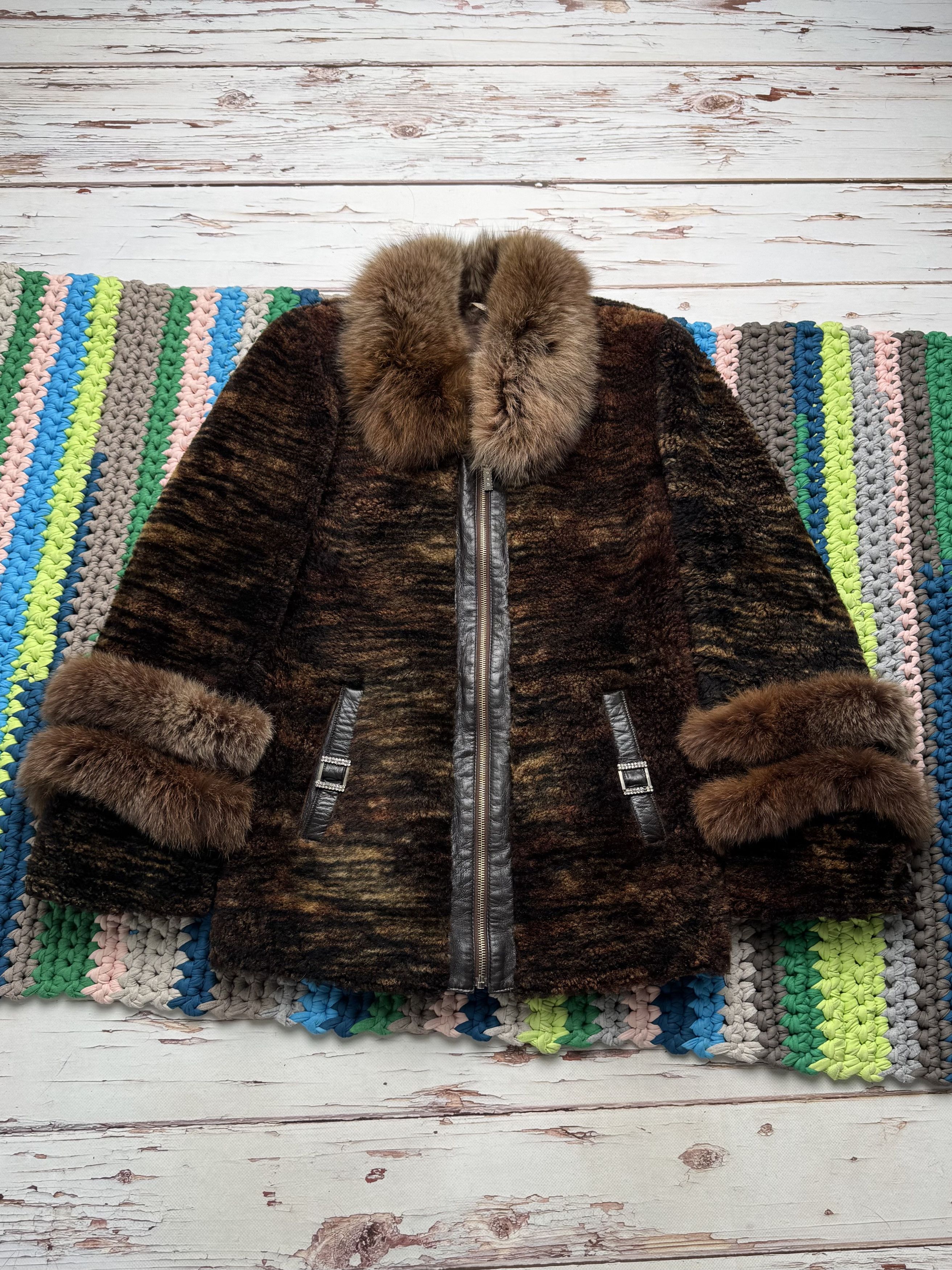 Vintage Vintage Real Sheepskin Coat With Real Fur Details (D10)(D15) Size M / US 6-8 / IT 42-44 - 1 Thumbnail