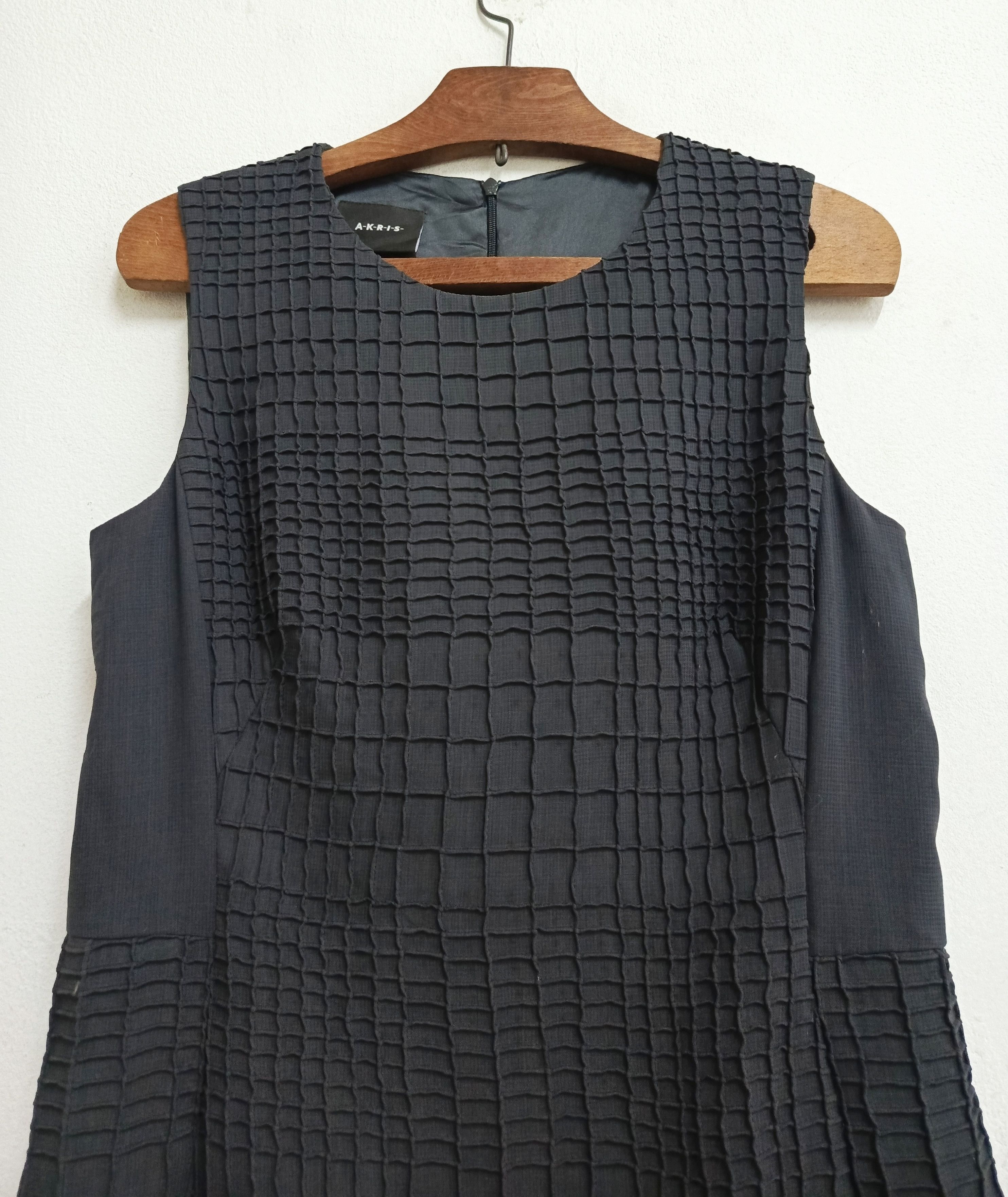 Akris AKRIS Textured Light Wool Sleeveless Dress Size M / US 6-8 / IT 42-44 - 3 Thumbnail