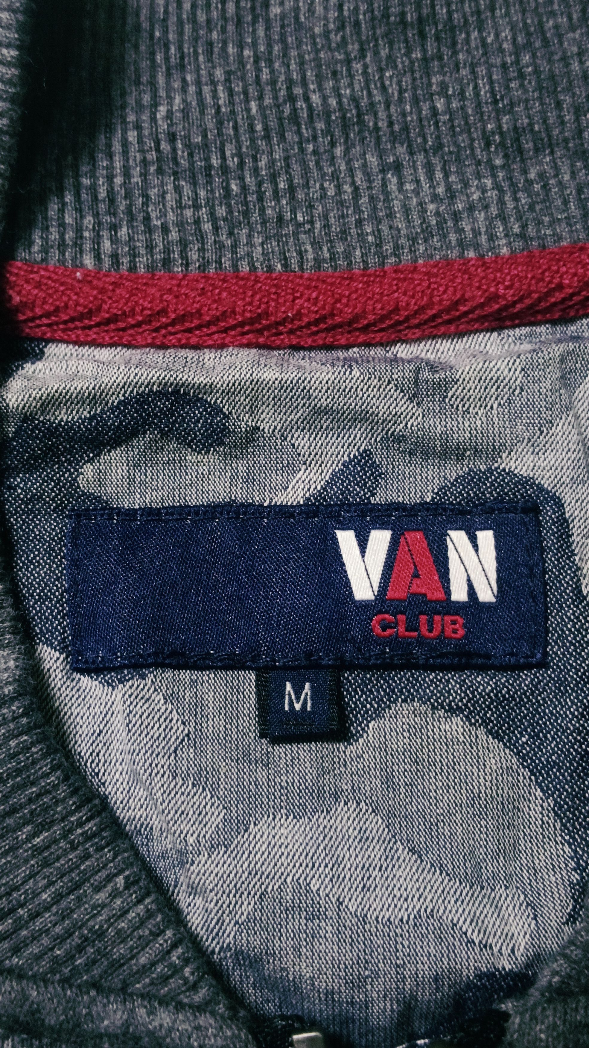 Japanese Brand × Van Vintage Van Club Zip Up Sweater Size US M / EU 48-50 / 2 - 6 Thumbnail