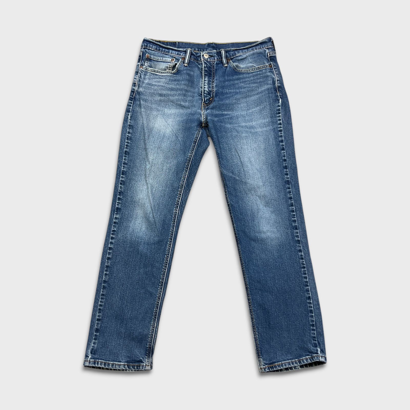 Levi's × Vintage Levi's 541 Jeans 34x30 Athletic Taper Faded American Denim Size US 34 / EU 50 - 1 Thumbnail