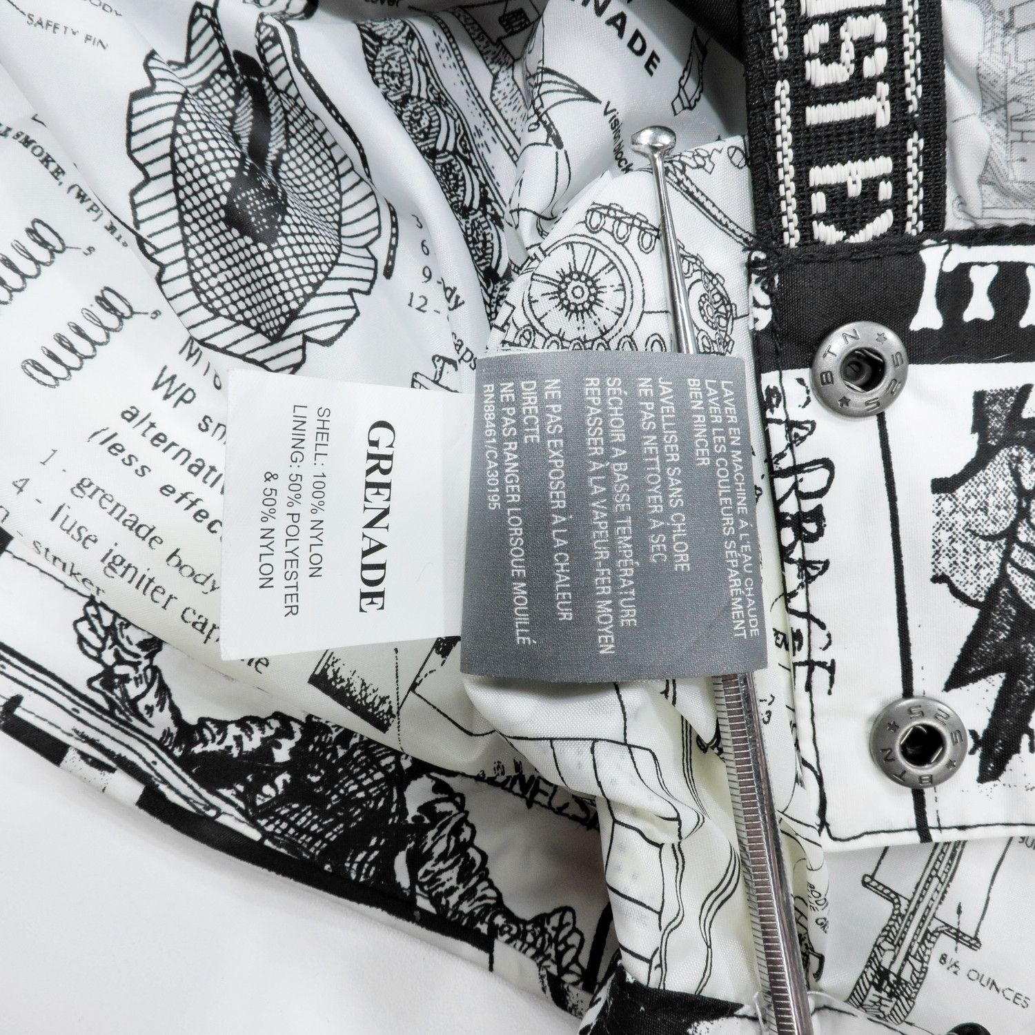Grenade GRENADE FATIGUE PROJECT PUNK COLLAGE PRINT SNOWBOARD JACKET Size US M / EU 48-50 / 2 - 9 Thumbnail