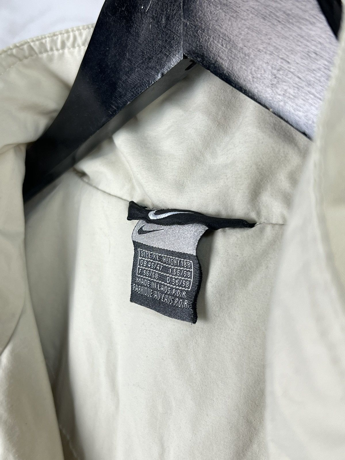 Nike Vintage Nike Full Zip Lightweight Jacket Size L - XL Size US XL / EU 56 / 4 - 8 Thumbnail