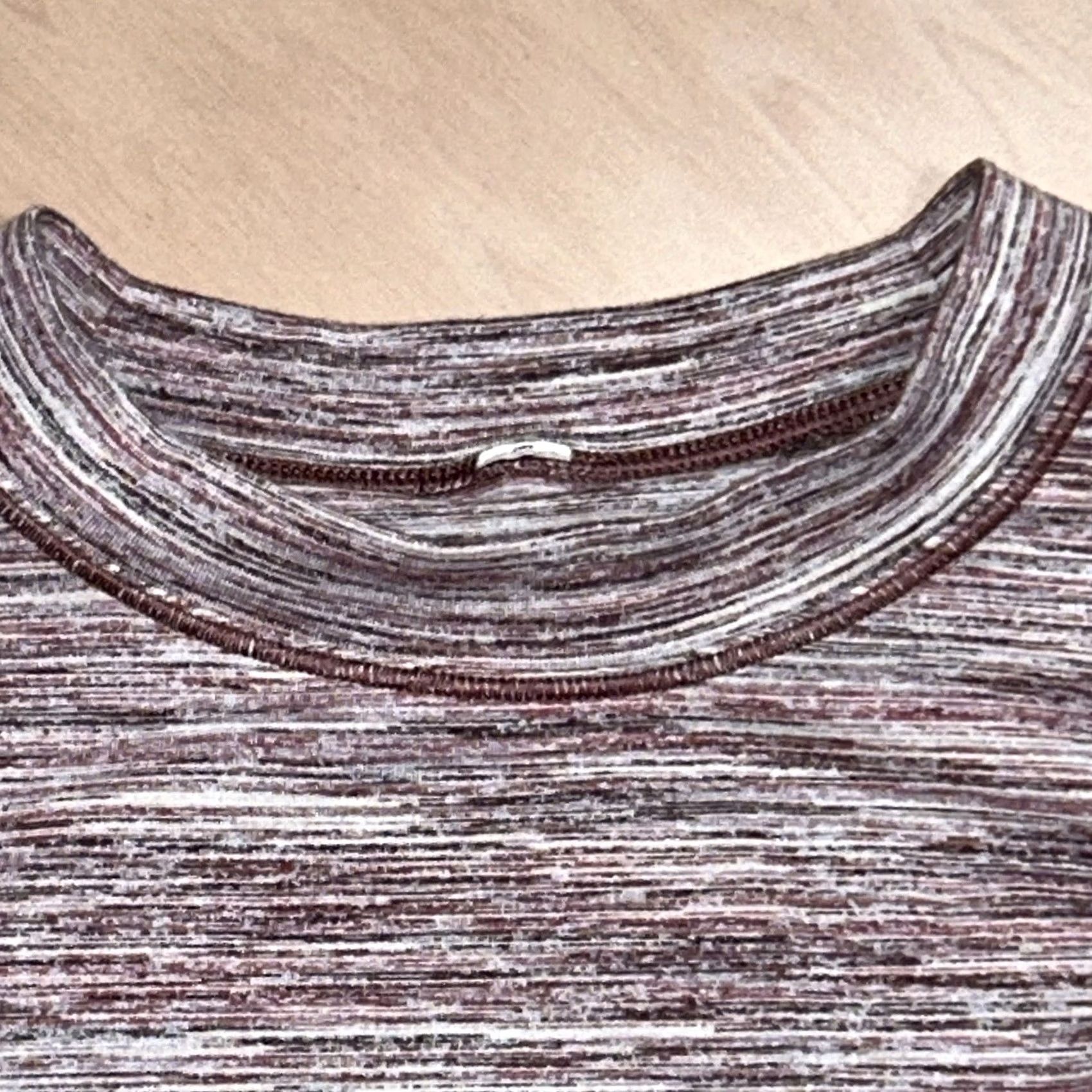 Lululemon VINTAGE Lululemon Close to Crossing Top Long Sleeve Women’s Small Size S / US 4 / IT 40 - 3 Thumbnail