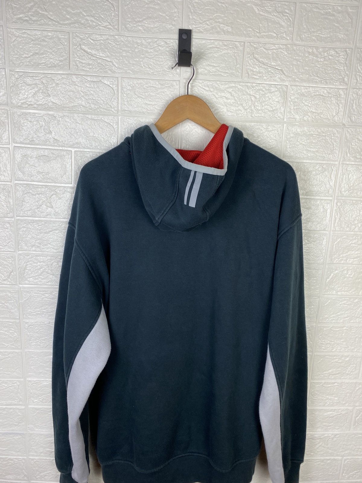 Nike × Vintage Vintage Nike Athletic 71 Hoodie Logo Size L Size US L / EU 52-54 / 3 - 9 Thumbnail