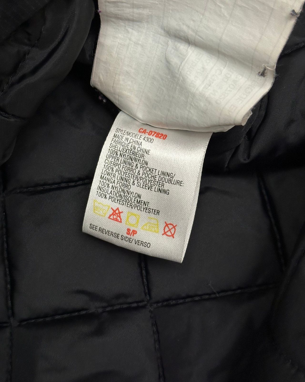 Umbro Vintage Umbro Quilted Long Winter Black Jacket - Size Small Size US S / EU 44-46 / 1 - 10 Thumbnail