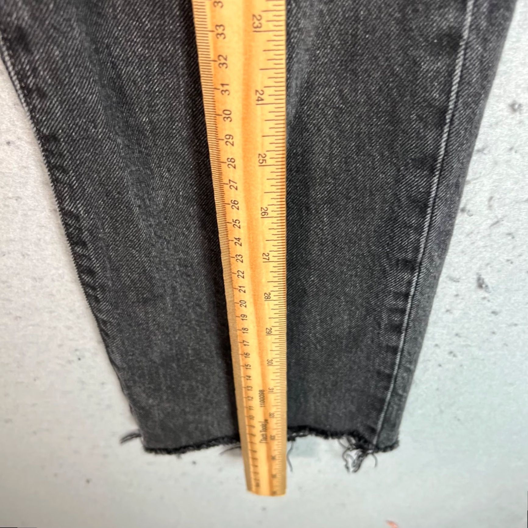 Levi's Levi's Womens Wedgie Straight Jeans Black Distressed 26 Classic Denim High Rise Adult Womens Next Day Ships Size 26" / US 2 / IT 38 - 7 Thumbnail