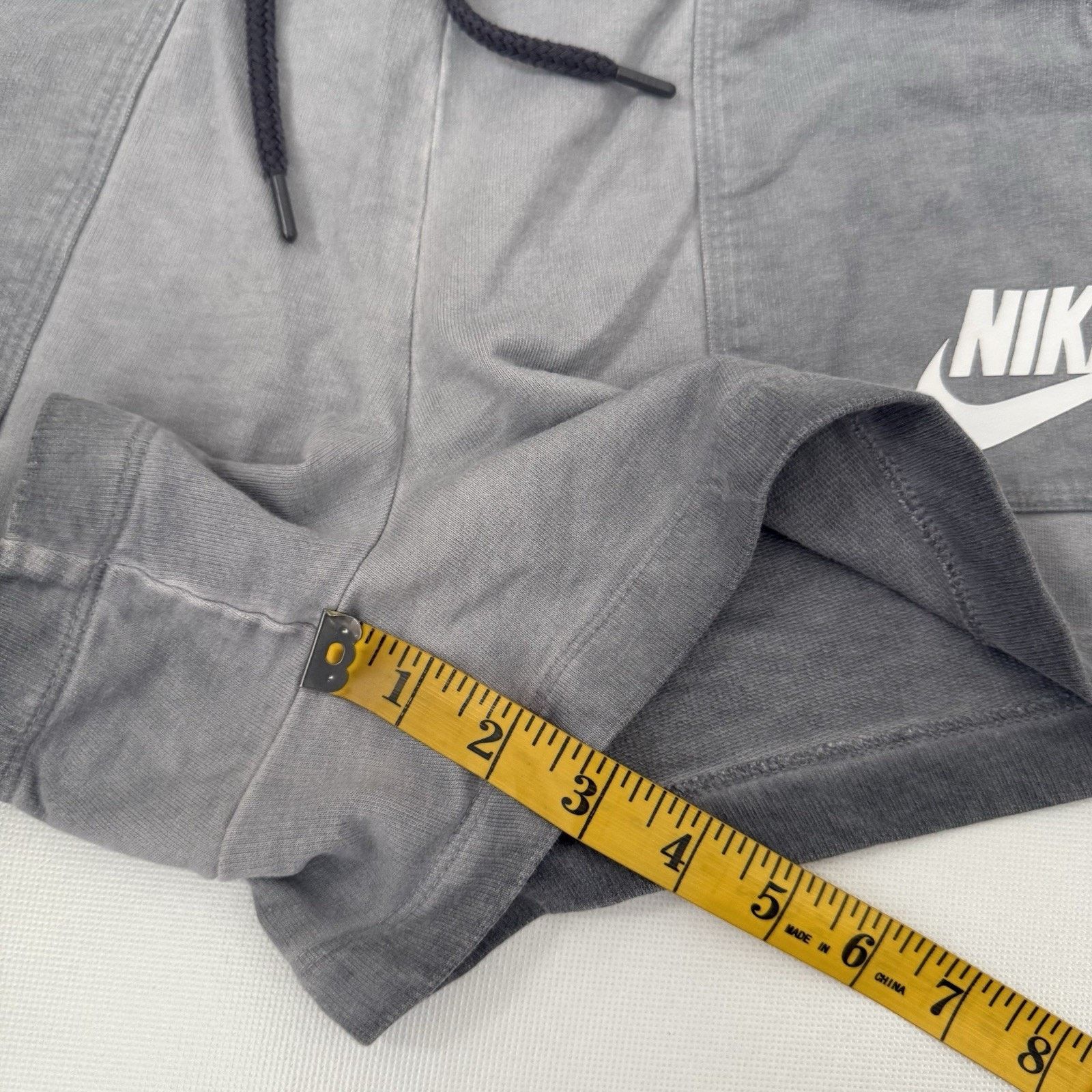 Nike Nike Sportswear Shorts Gray Solstice French Terry Casual Size 32" / US 10 / IT 46 - 8 Thumbnail
