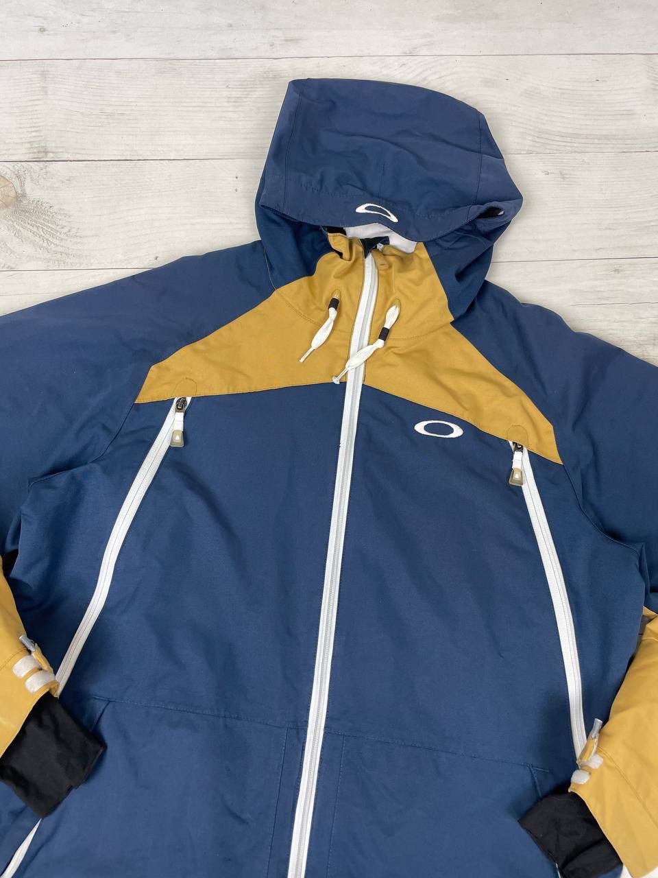 Oakley Oakley Ski Jacket Waterproof Big Logo Nylon Gorpcore Size US L / EU 52-54 / 3 - 3 Thumbnail