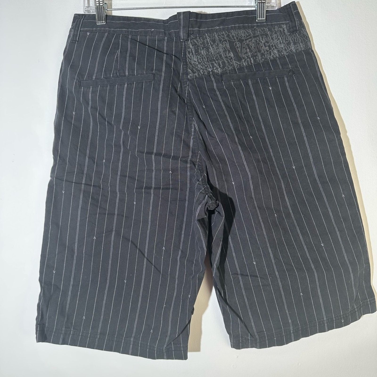 Vans Vans Logo Bermuda Shorts Size US 34 / EU 50 - 5 Thumbnail