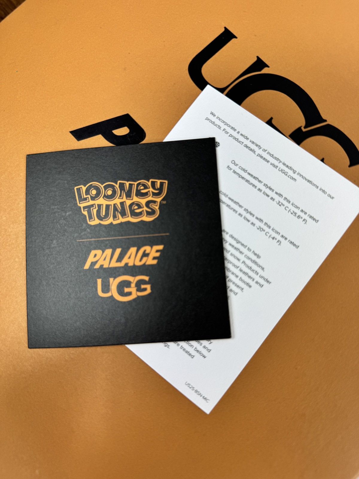 Palace × Ugg LOONEY TUNES UGGS Size US 10 / EU 43 - 18 Thumbnail