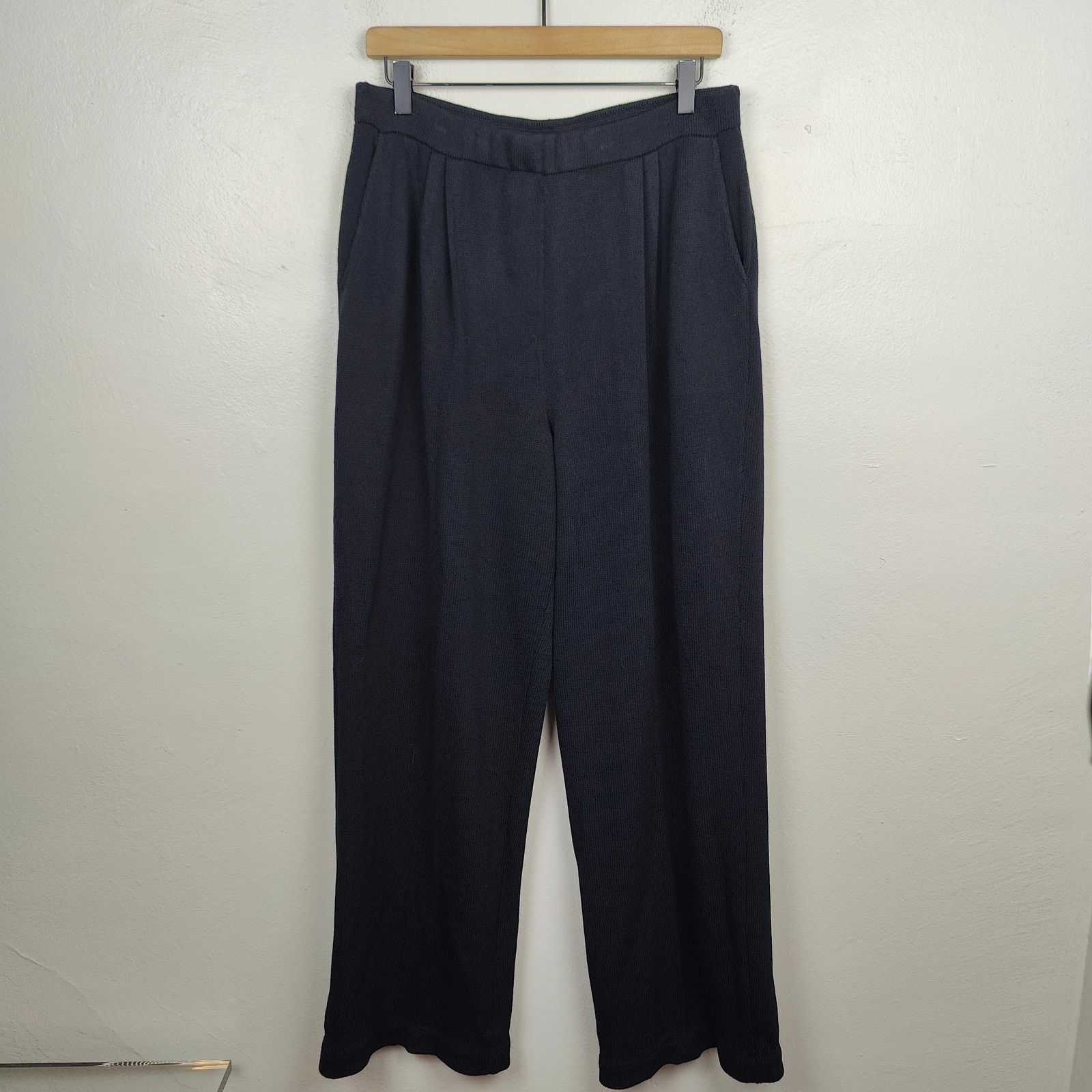 Other Vintage St John Santana Knit Pants Womens 12 Black Pleated Size 34" / US 12 / IT 48 - 1 Thumbnail