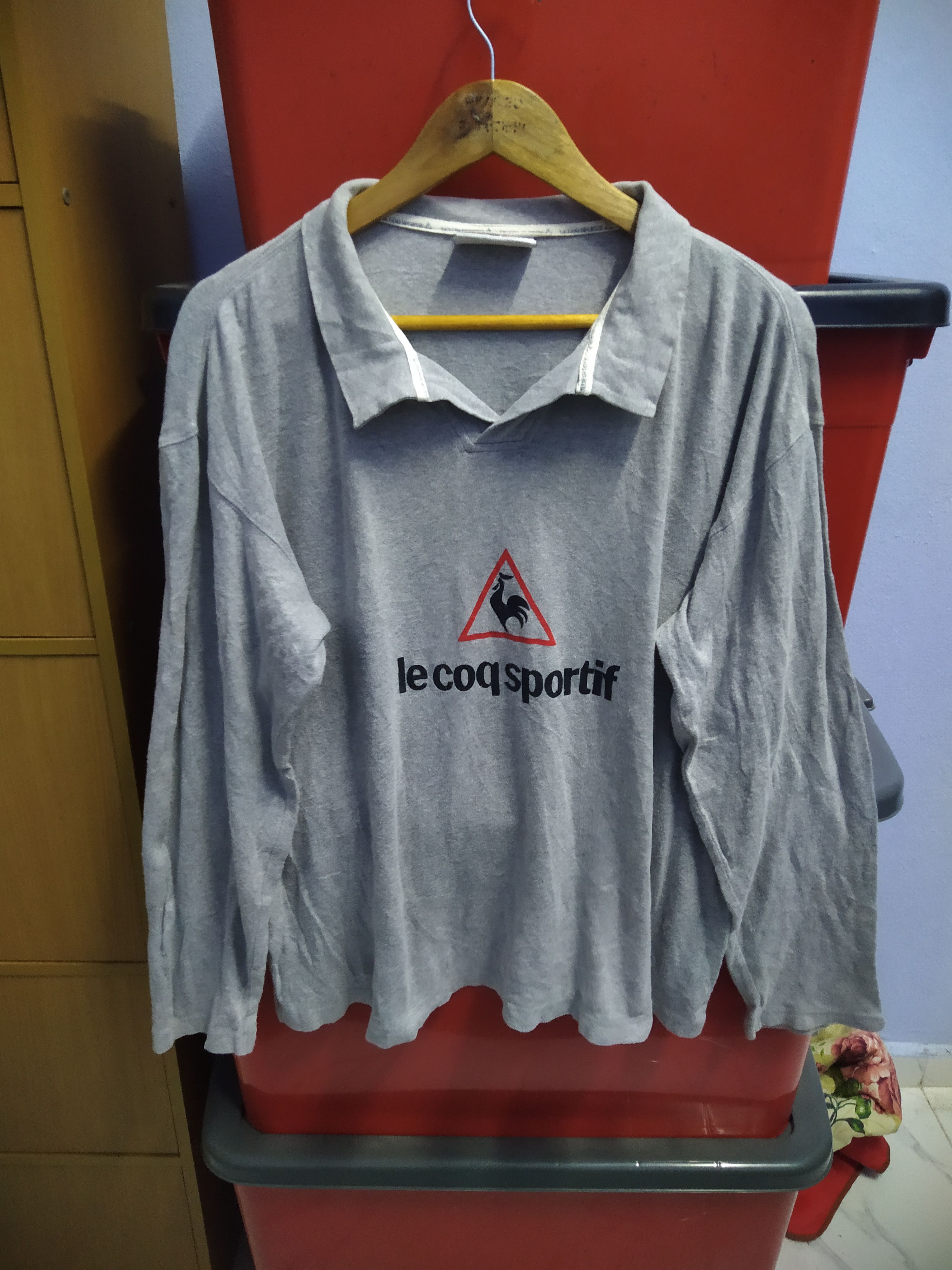 Vintage Vintage Le Coq Sportif France Polo Shirt Grey Big Logo Size US L / EU 52-54 / 3 - 1 Thumbnail