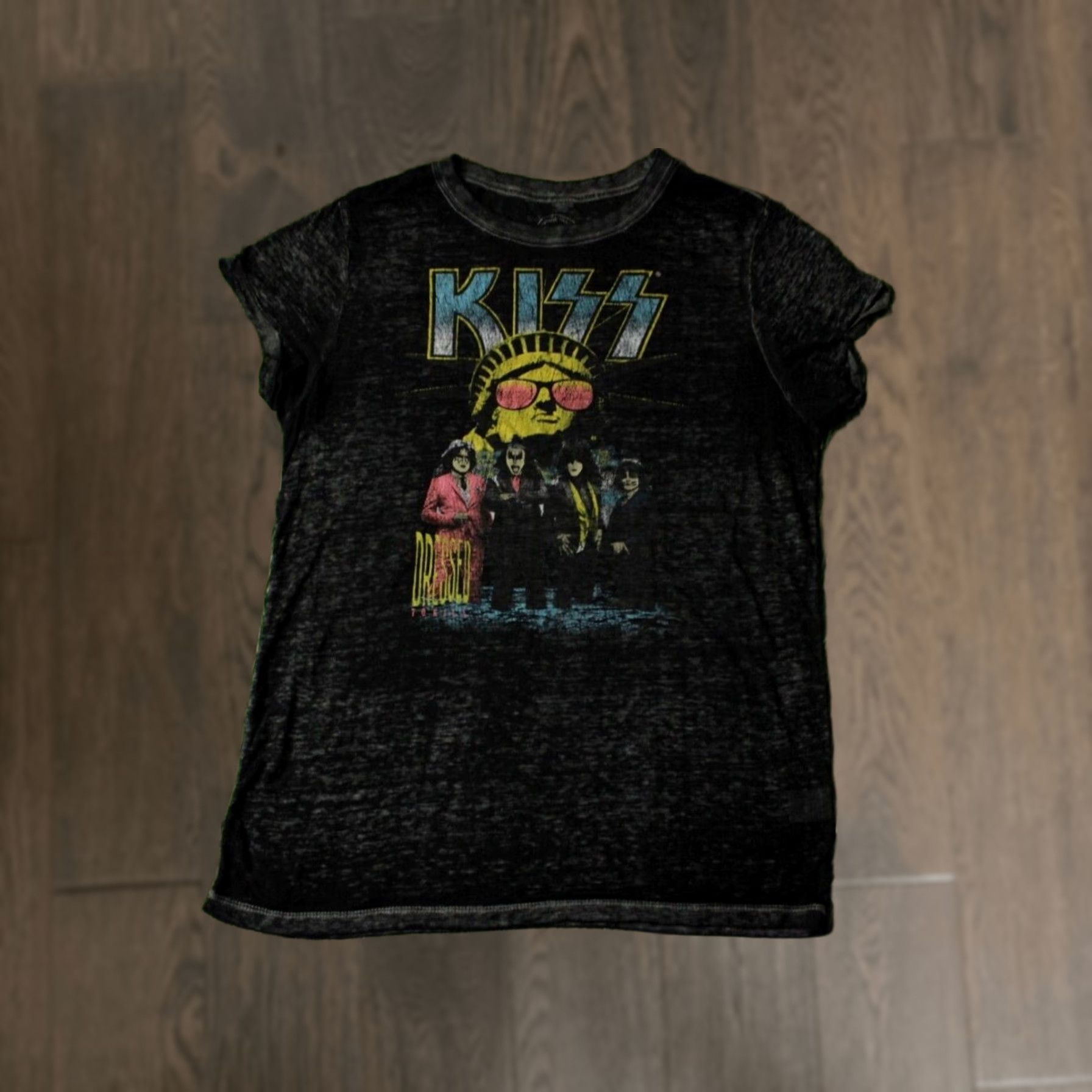 Vintage KISS Official Product Women T-Shirt Casual Shirt Size M Black and Gray Rock Logo 2017 Modern Tee Size M / US 6-8 / IT 42-44 - 1 Thumbnail