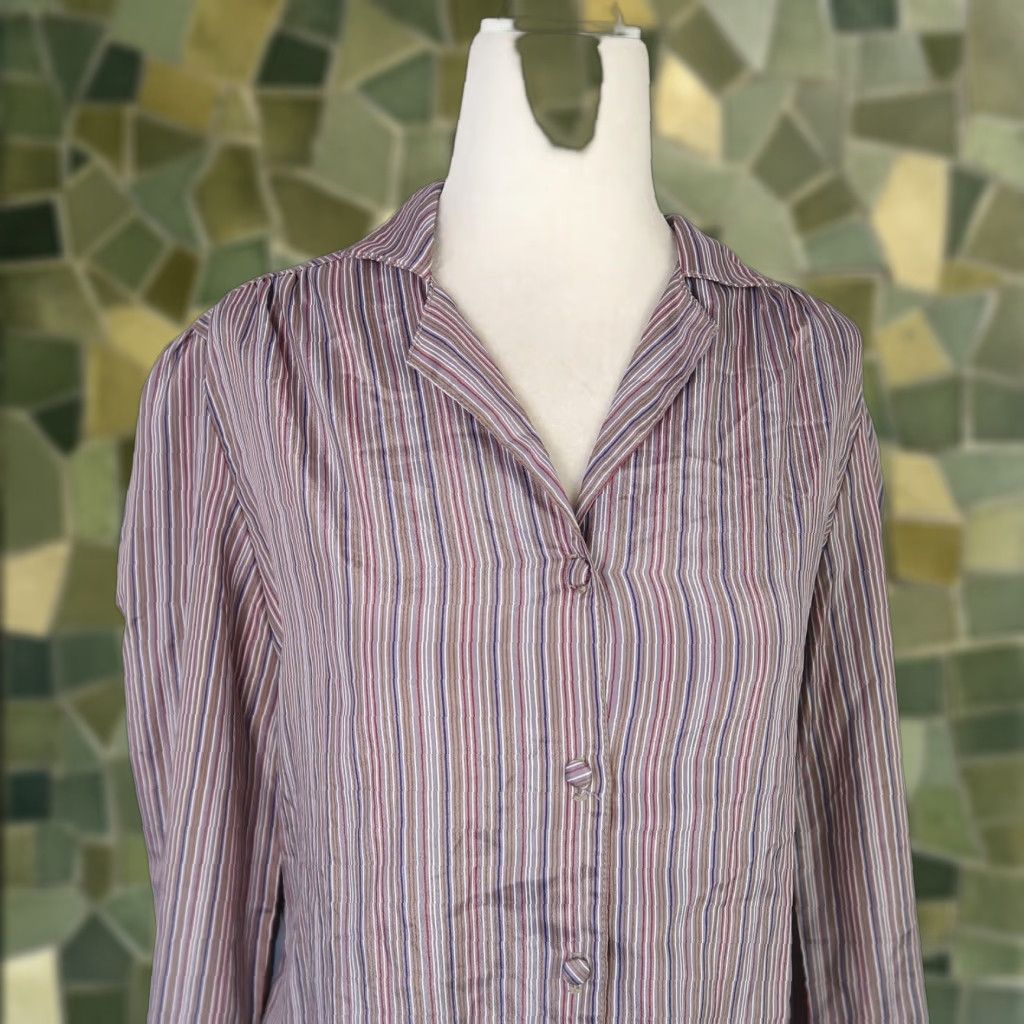 Vintage VINTAGE Jonathan Martin Grey Pinstripe Button Down Blouse Top 10 Adult Womens Long Sleeve 70s Size L / US 10 / IT 46 - 1 Thumbnail
