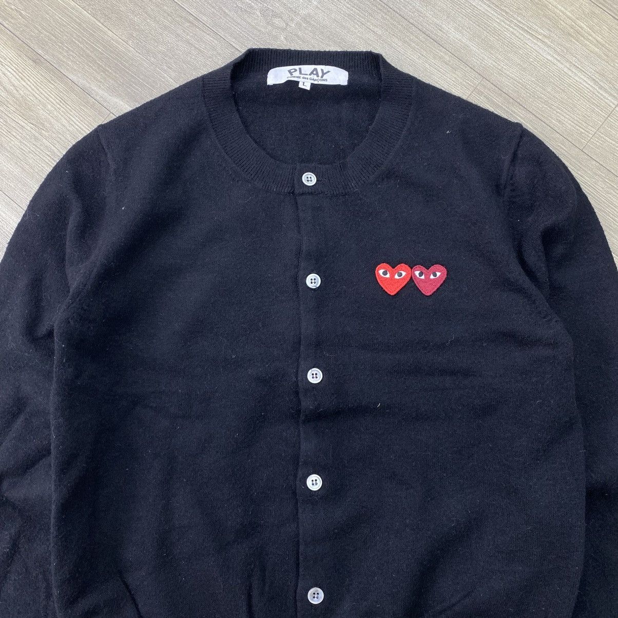 Comme des Garcons PLAY Comme des Garçons Play CDG Red Heart Logo Wool Cardigan Size US XS / EU 42 / 0 - 2 Thumbnail