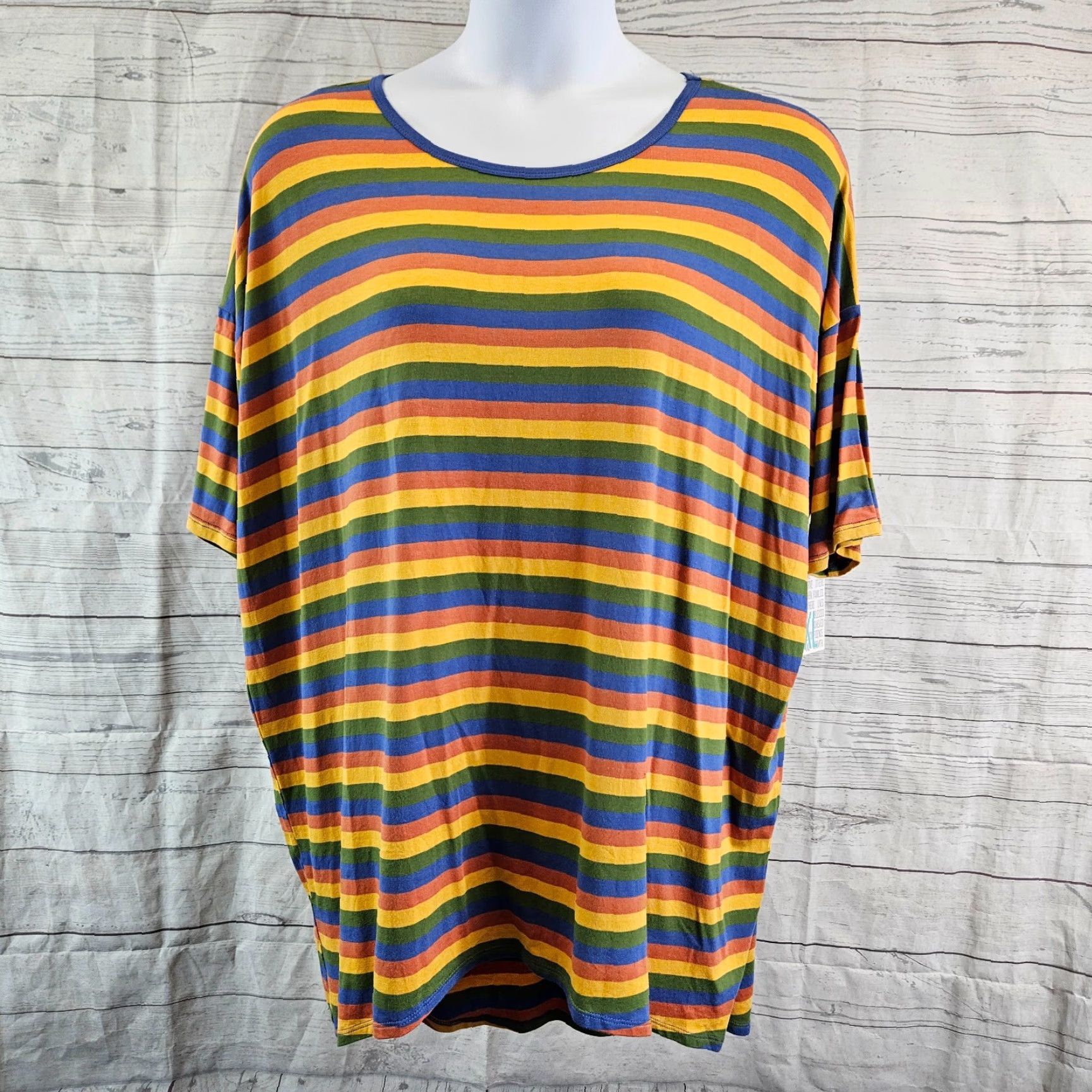 Vintage VINTAGE LuLaRoe Irma top 2XL Blue Green Stripe Short Sleeve Rayon Blend Tshirt Womens Size XXL / US 16-18 / IT 52-54 - 2 Thumbnail