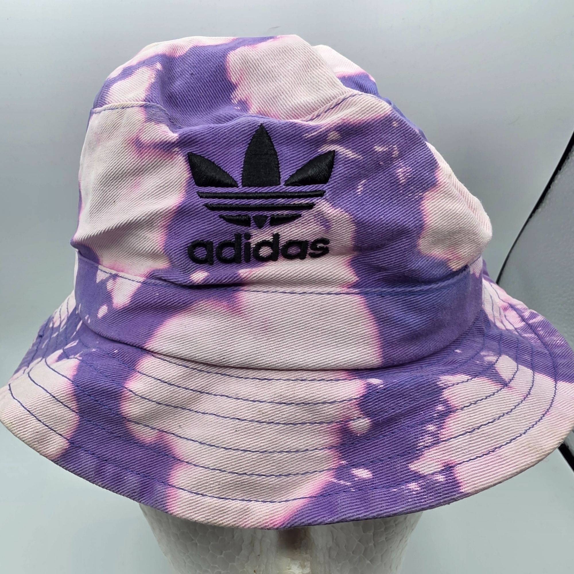 Adidas Adidas Reverse Dye Adults Purple Bucket Hat Casual Outdoors Size ONE SIZE - 5 Thumbnail