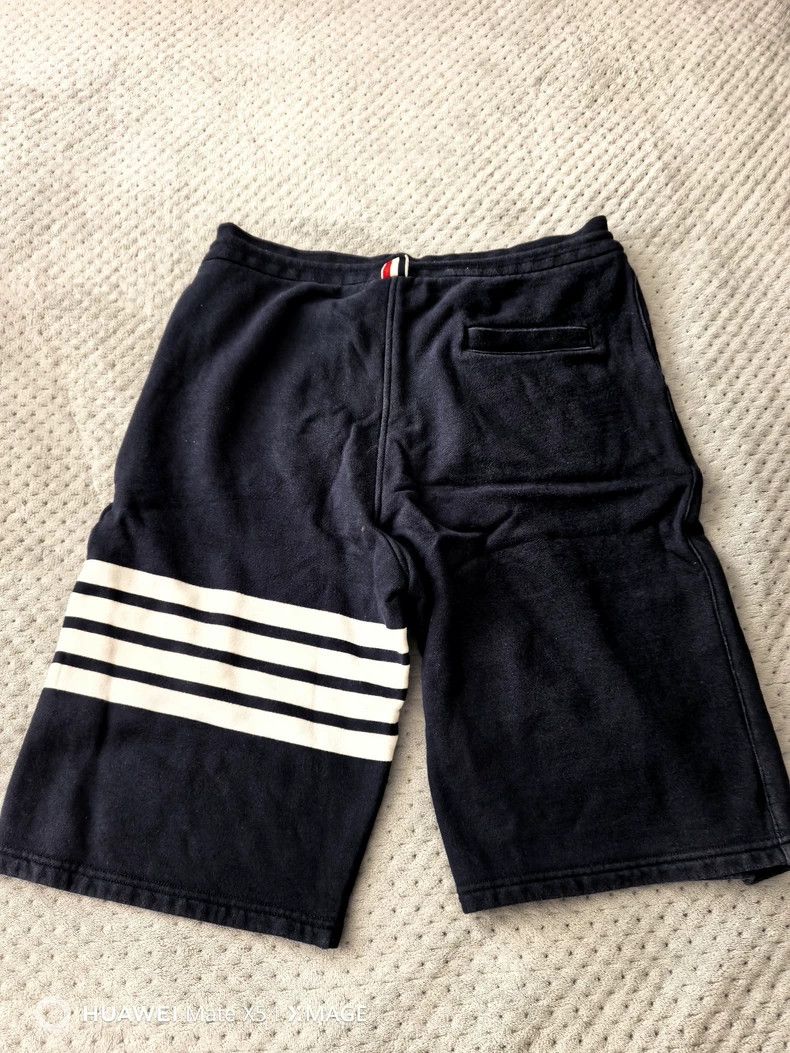 Thom Browne Thom Browne size4 Dark blue shorts Size US 29 - 4 Thumbnail