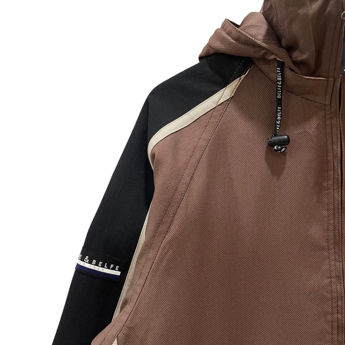 Vintage Vintage Belfe Active Riding Hoodie Zipper Jacket Size US L / EU 52-54 / 3 - 4 Thumbnail