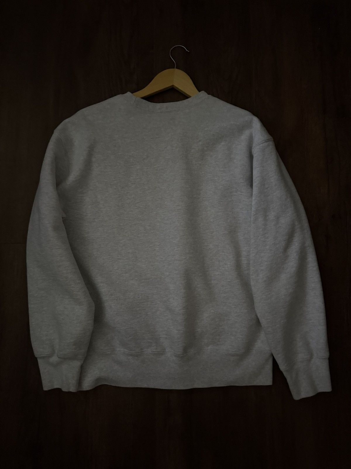 Supreme Supreme Small Box Sweatshirt Grey Medium FW22 Size US S / EU 44-46 / 1 - 7 Thumbnail
